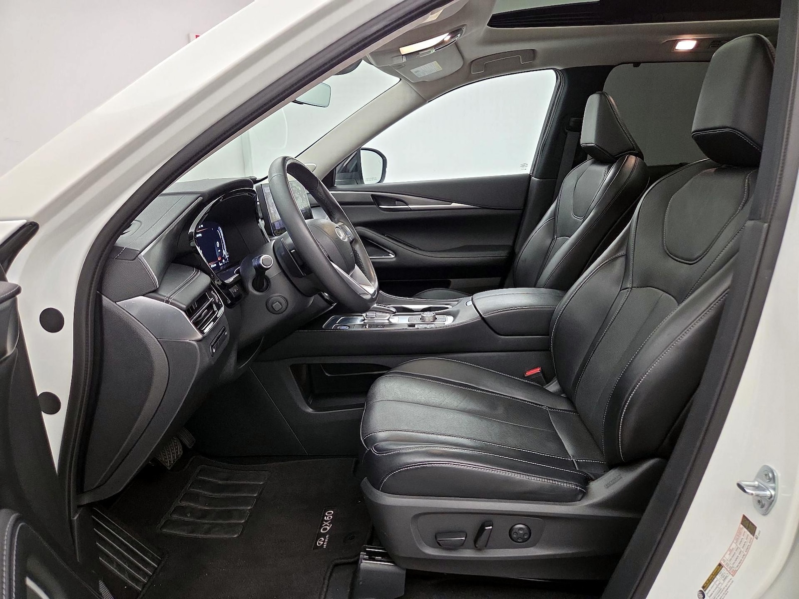 2023 INFINITI QX60 LUXE - Photo 12