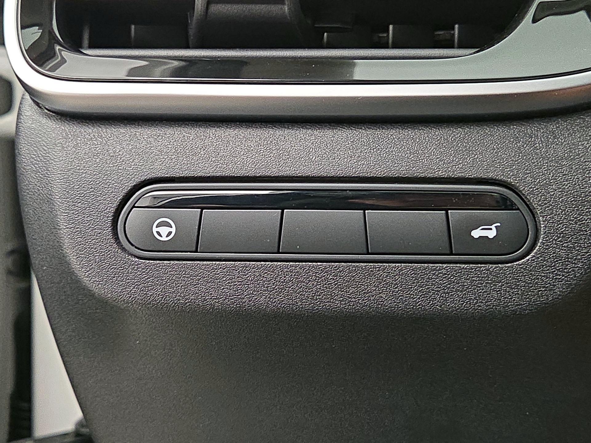 Thumbnail: 2023 INFINITI QX60 - 13