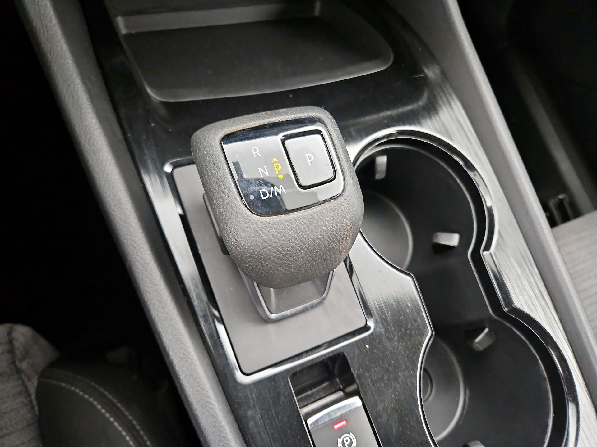 Thumbnail: 2023 Nissan Rogue - 17