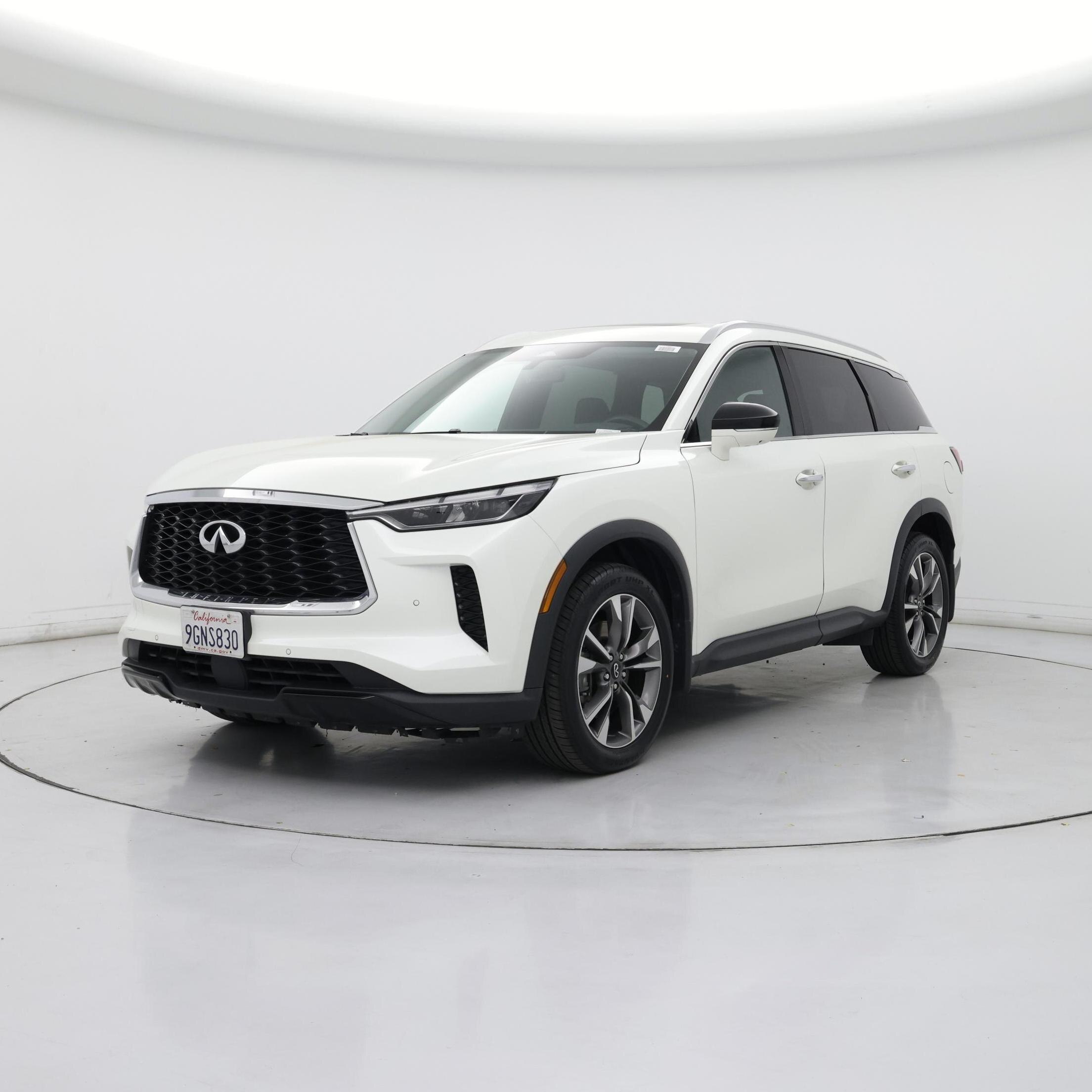Thumbnail: 2023 INFINITI QX60 - 4