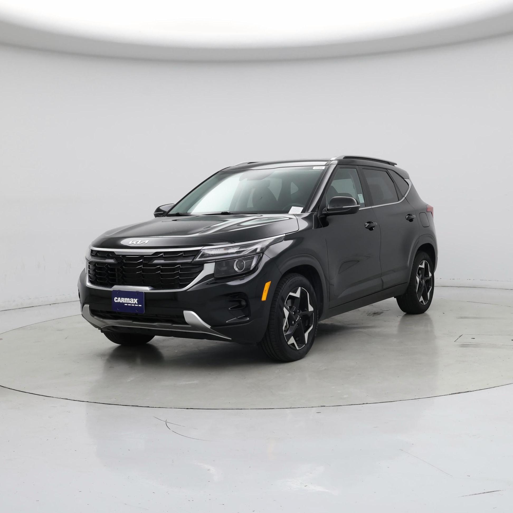 Thumbnail: 2024 Kia Seltos - 4