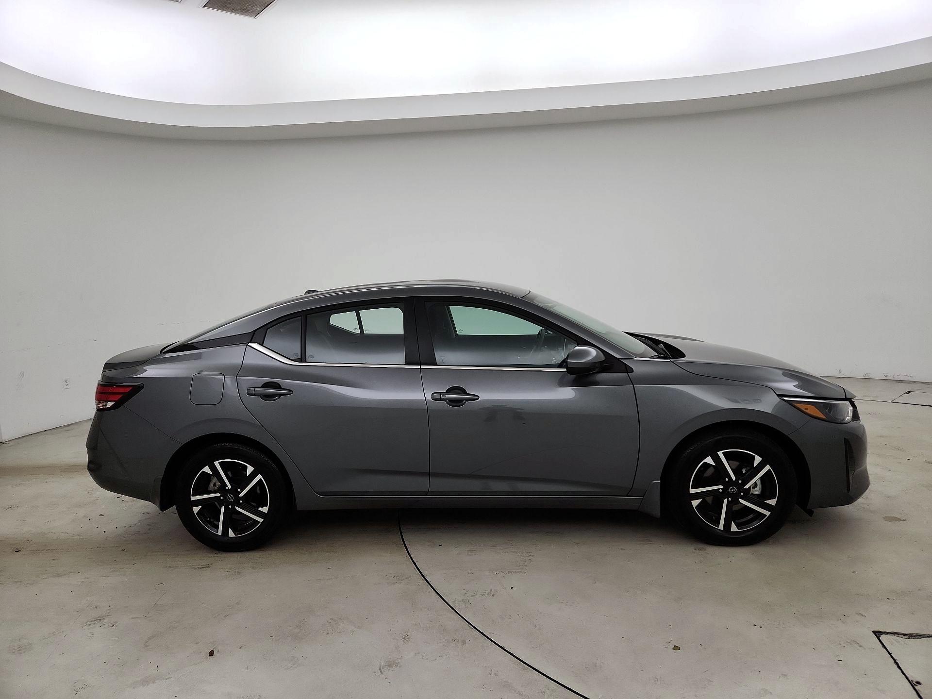 Thumbnail: 2025 Nissan Sentra - 4