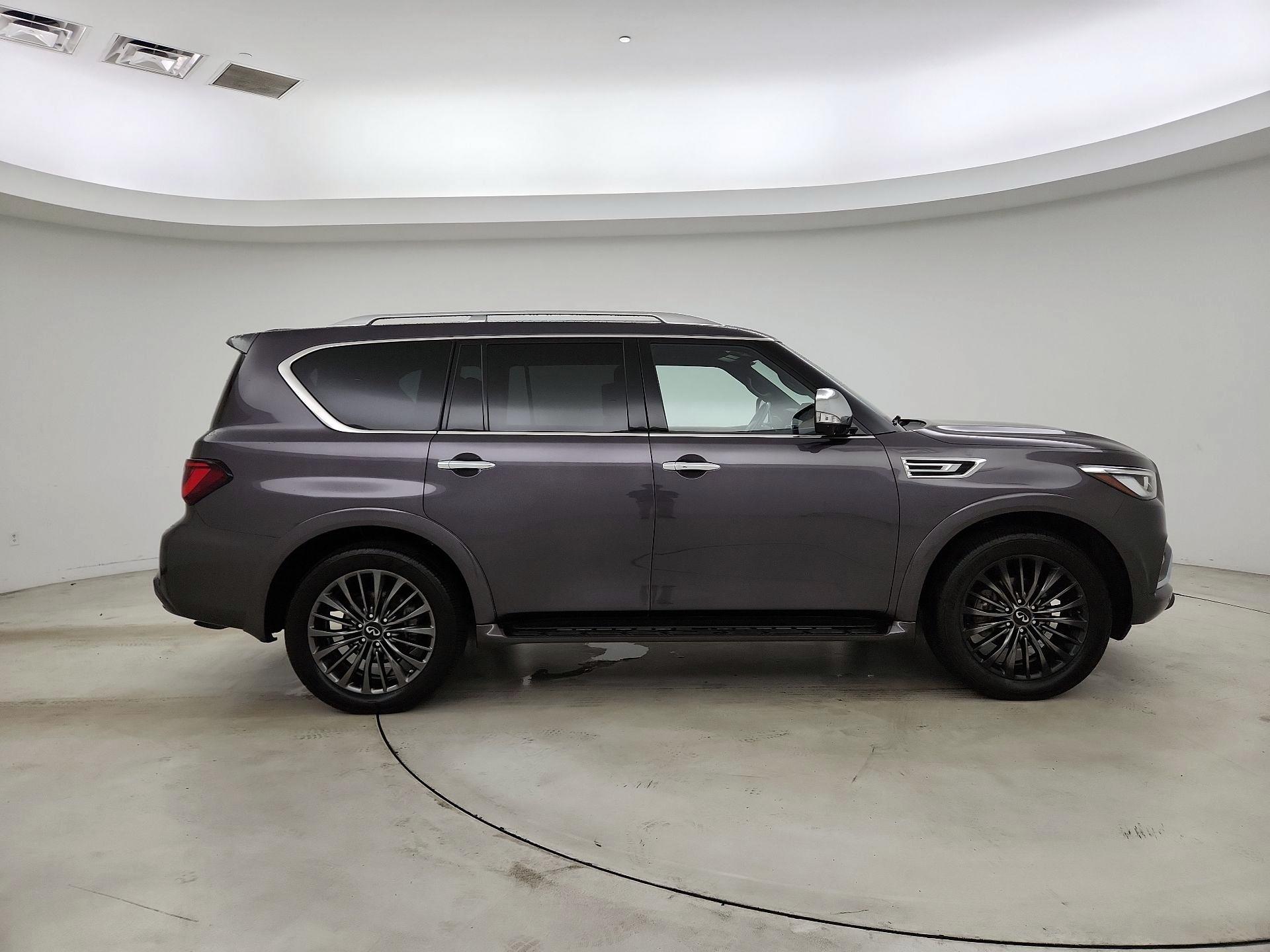 Thumbnail: 2023 INFINITI QX80 - 4