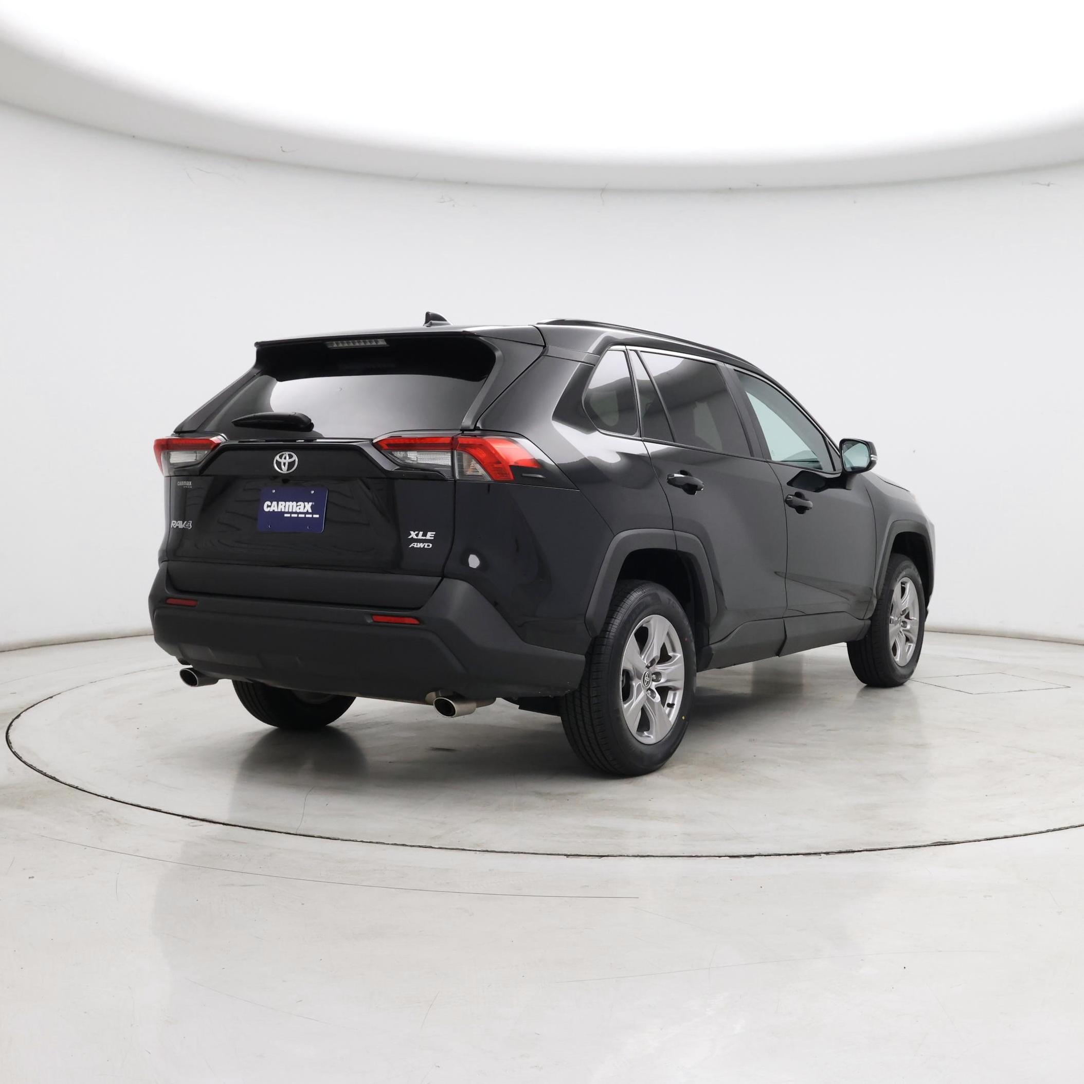 Thumbnail: 2022 Toyota RAV4 - 8