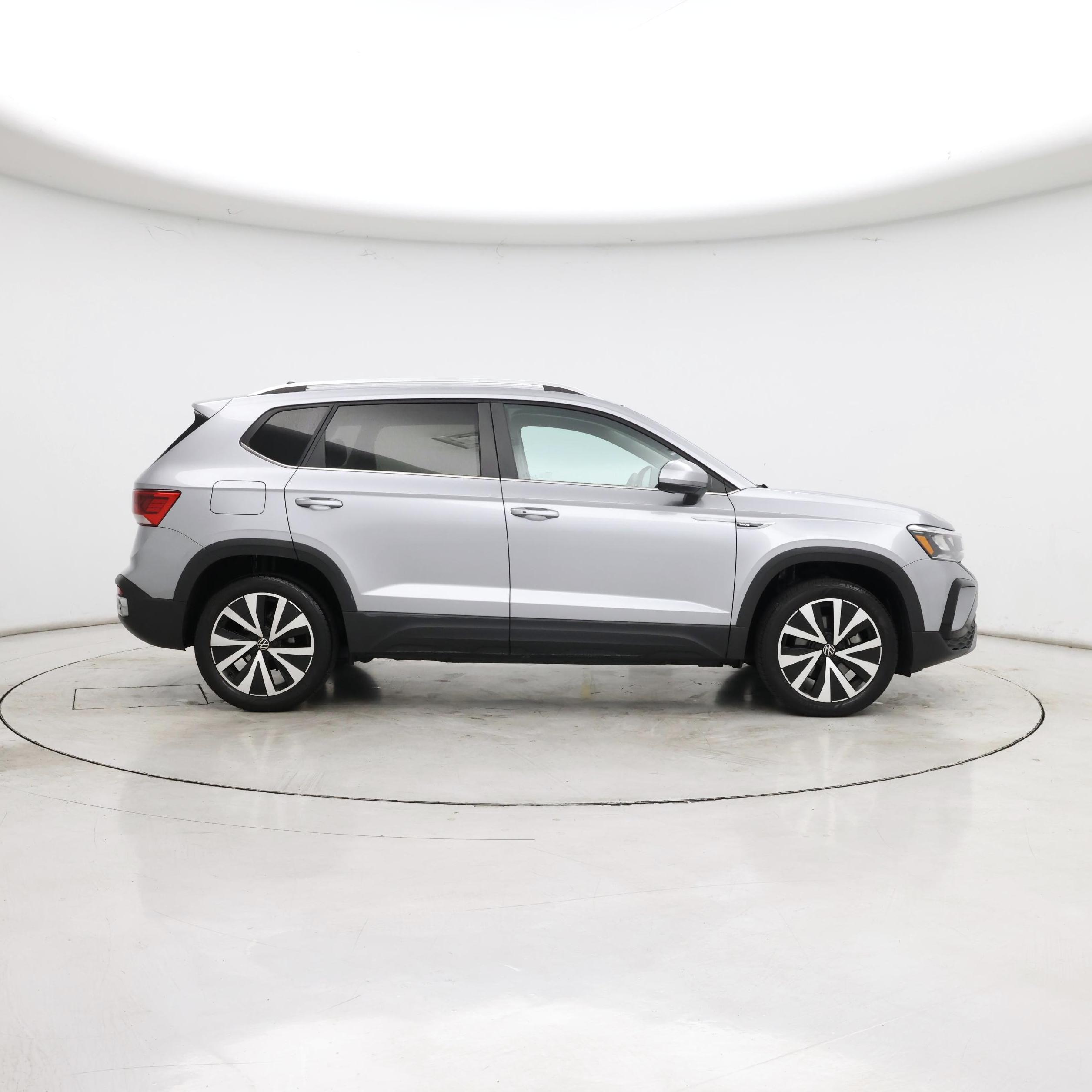 Thumbnail: 2023 Volkswagen Taos - 7