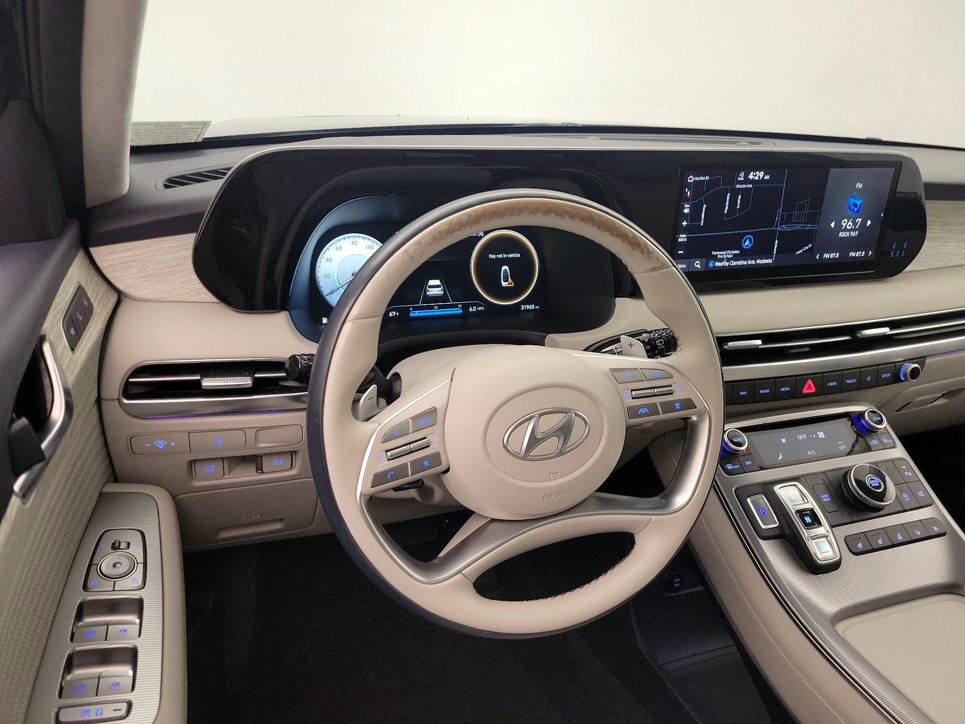 Thumbnail: 2023 Hyundai Palisade - 10