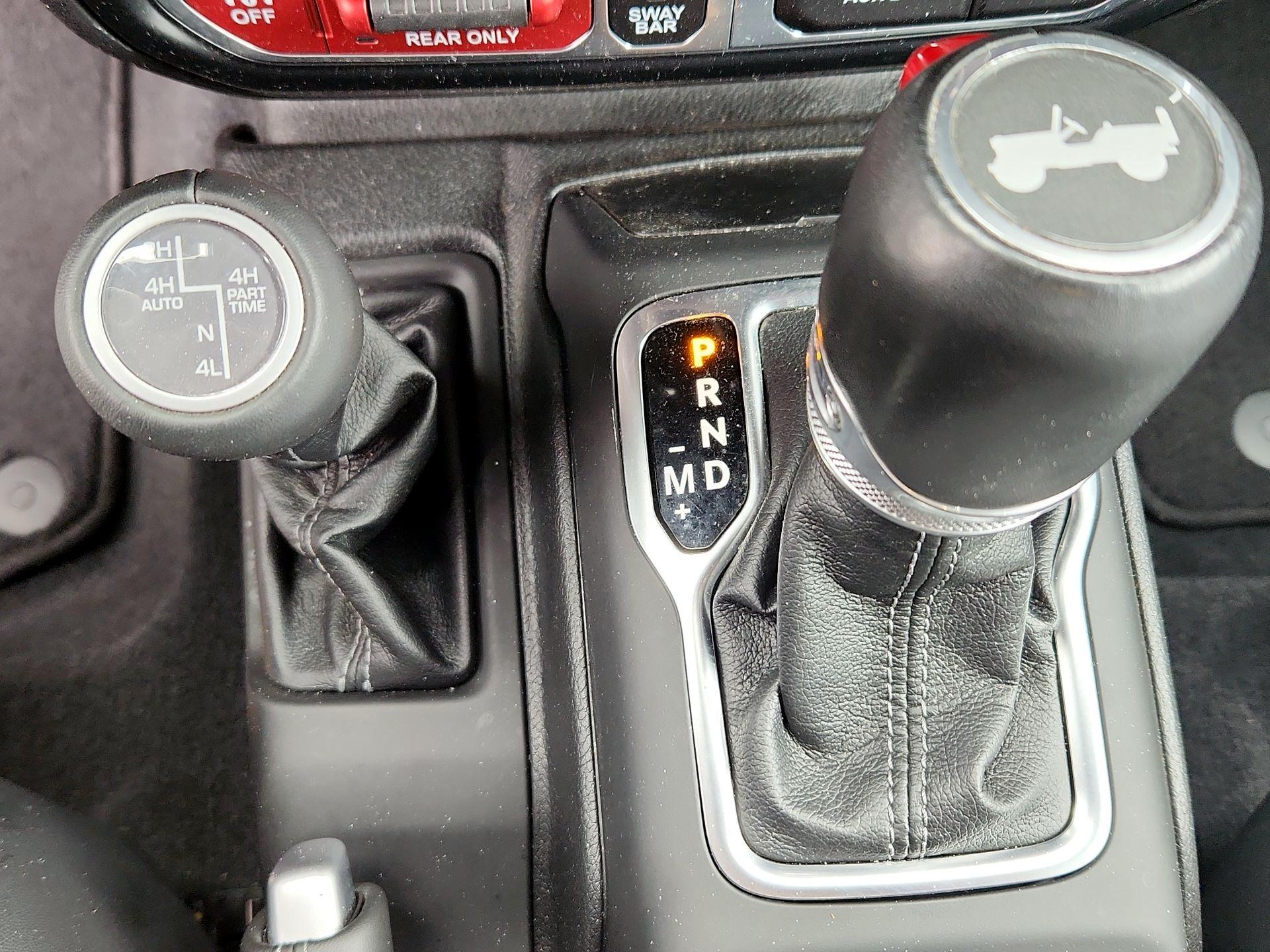 Thumbnail: 2024 Jeep Wrangler - 15