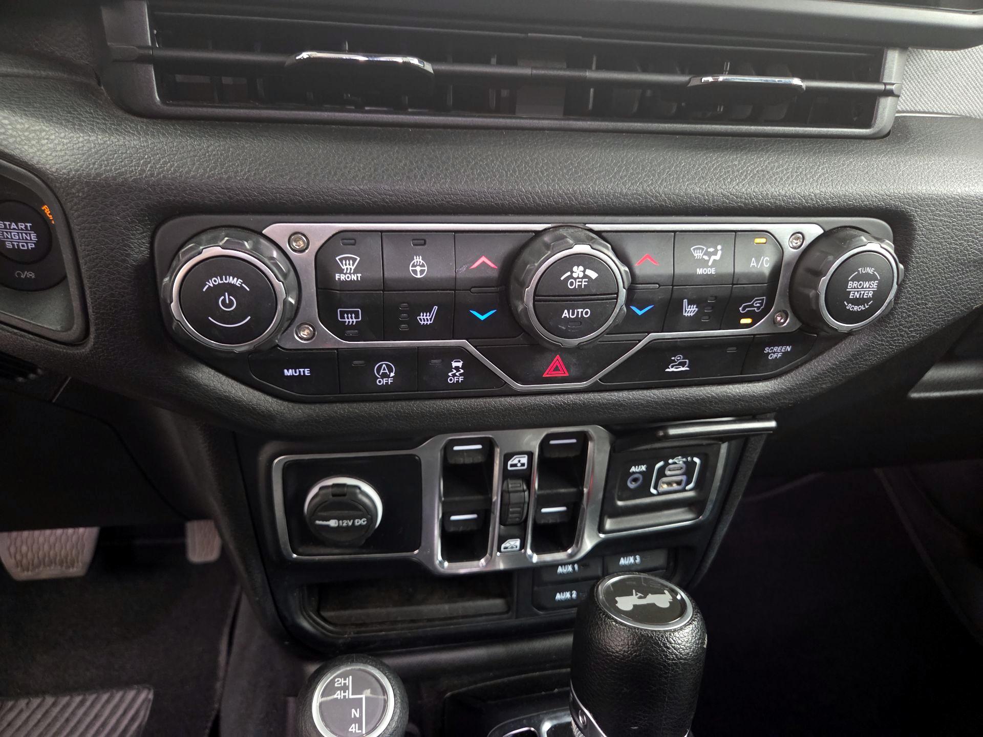 Thumbnail: 2024 Jeep Wrangler - 16