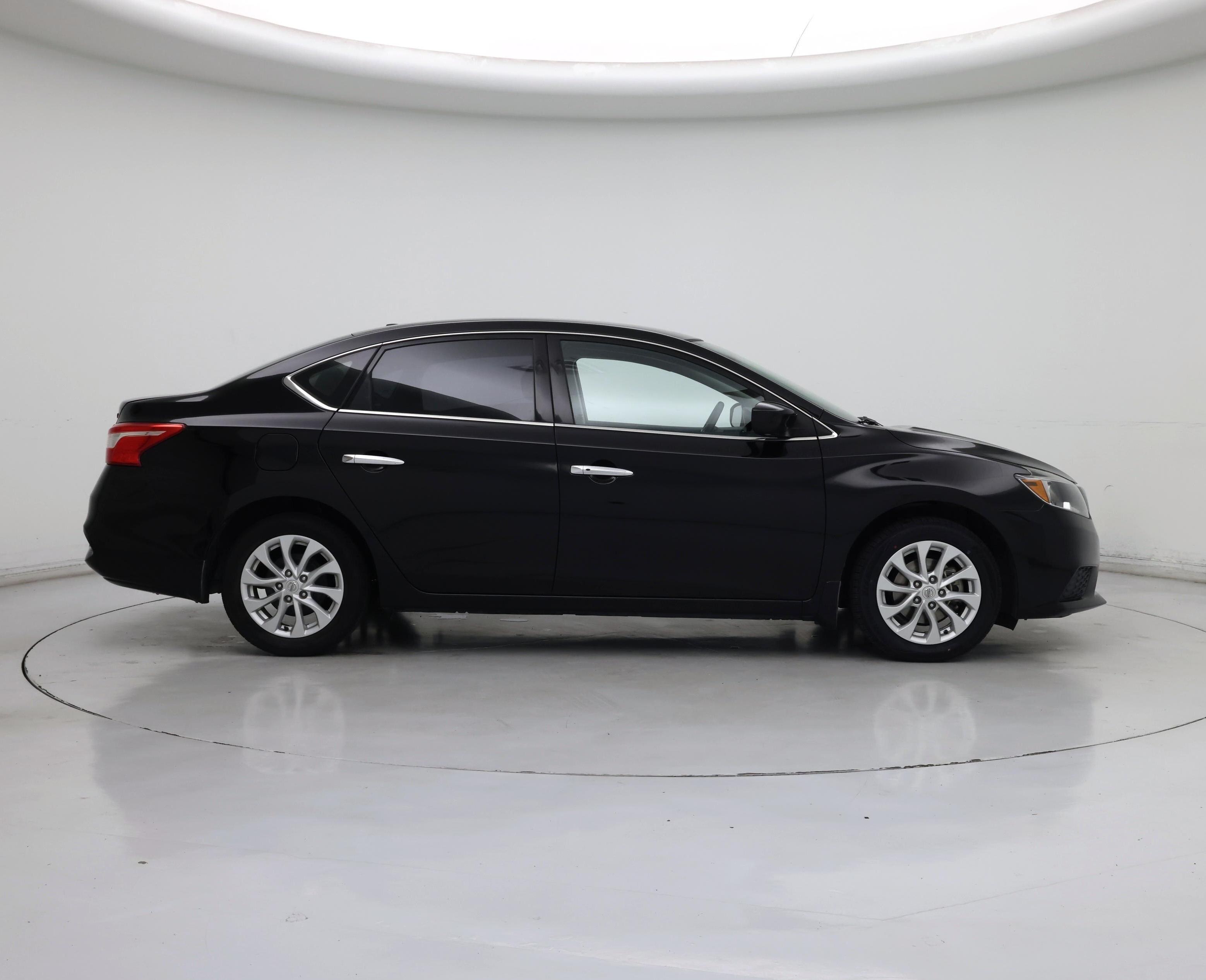 Thumbnail: 2019 Nissan Sentra - 7