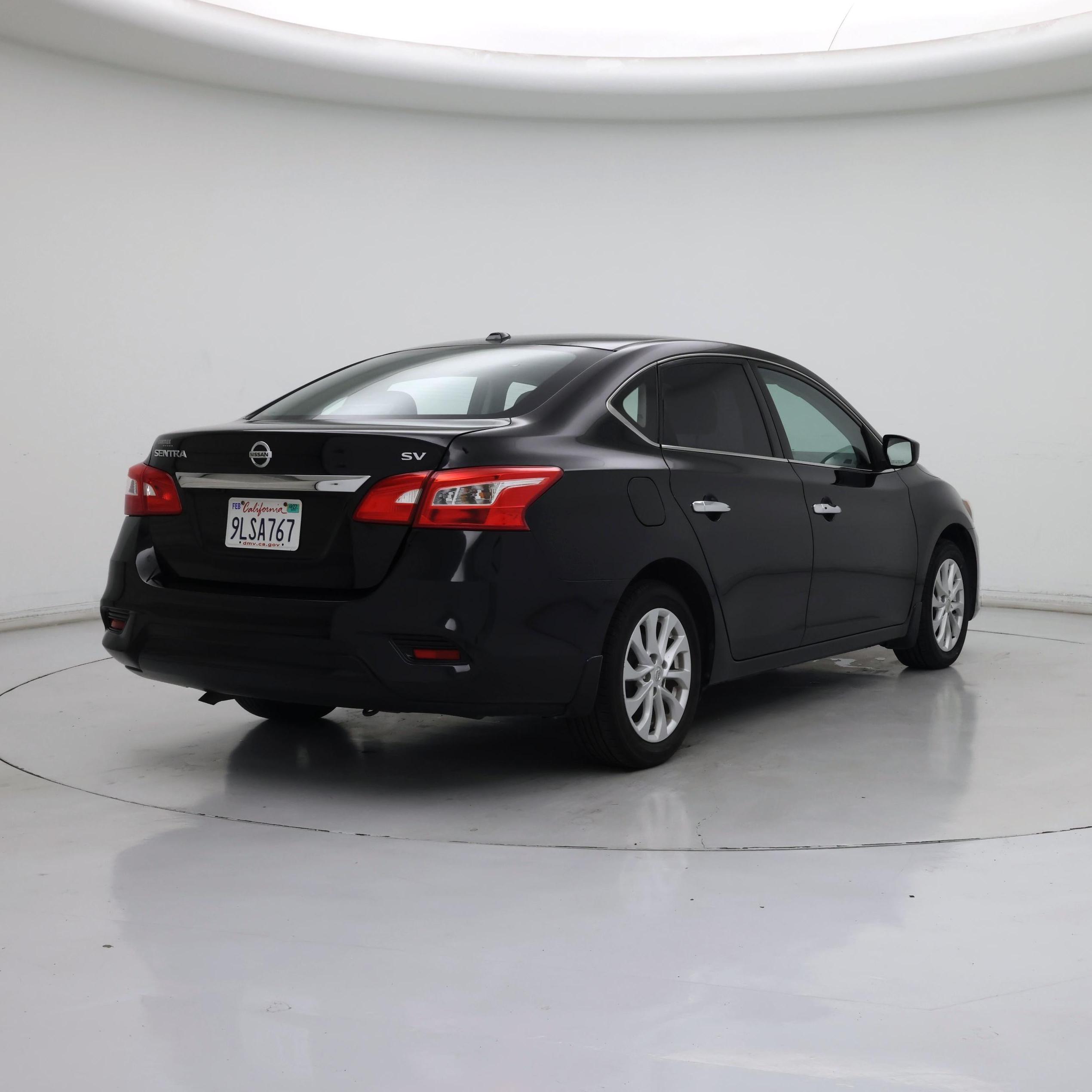 Thumbnail: 2019 Nissan Sentra - 8