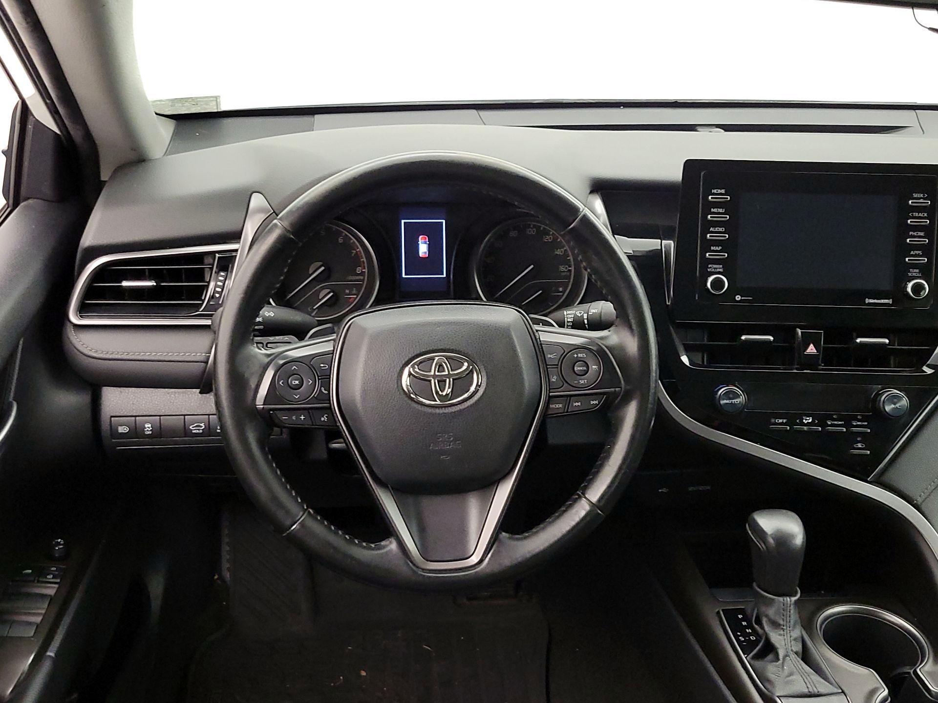 Thumbnail: 2021 Toyota Camry - 10