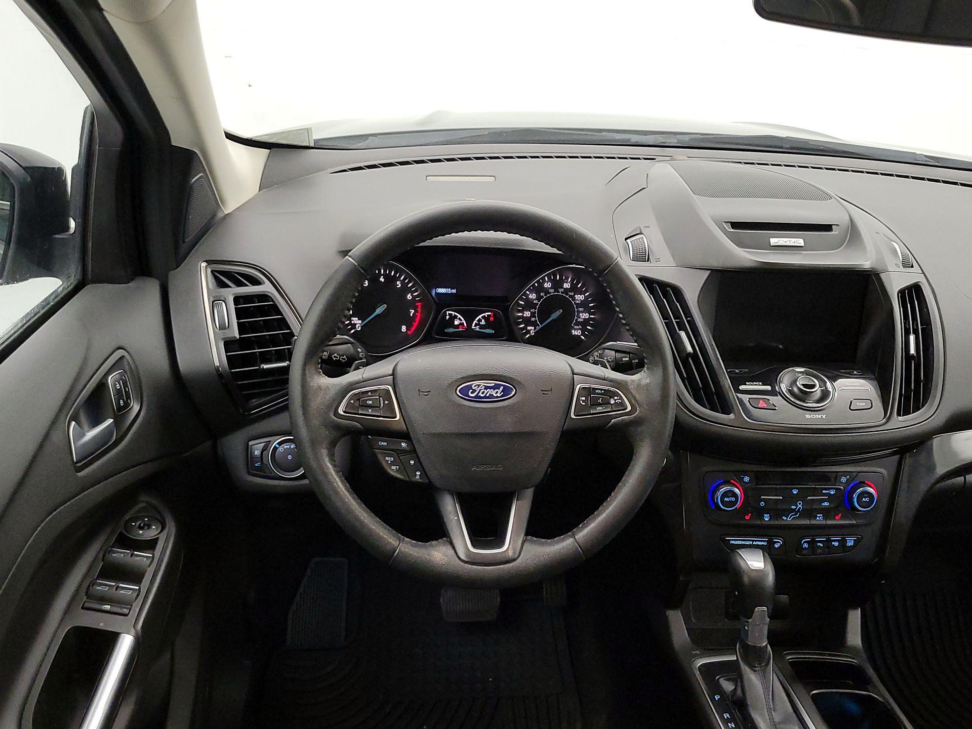 Thumbnail: 2017 Ford Escape - 10