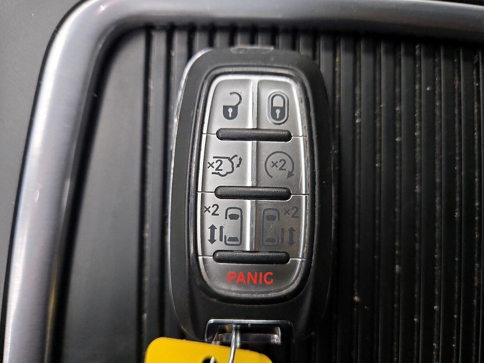 2023 Chrysler Pacifica Touring L - Photo 23