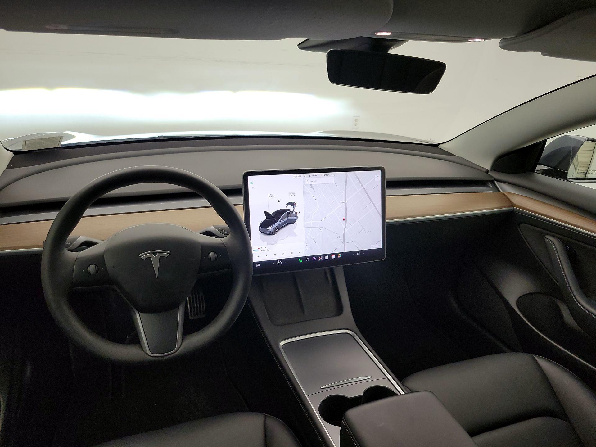 Thumbnail: 2022 Tesla Model 3 - 9