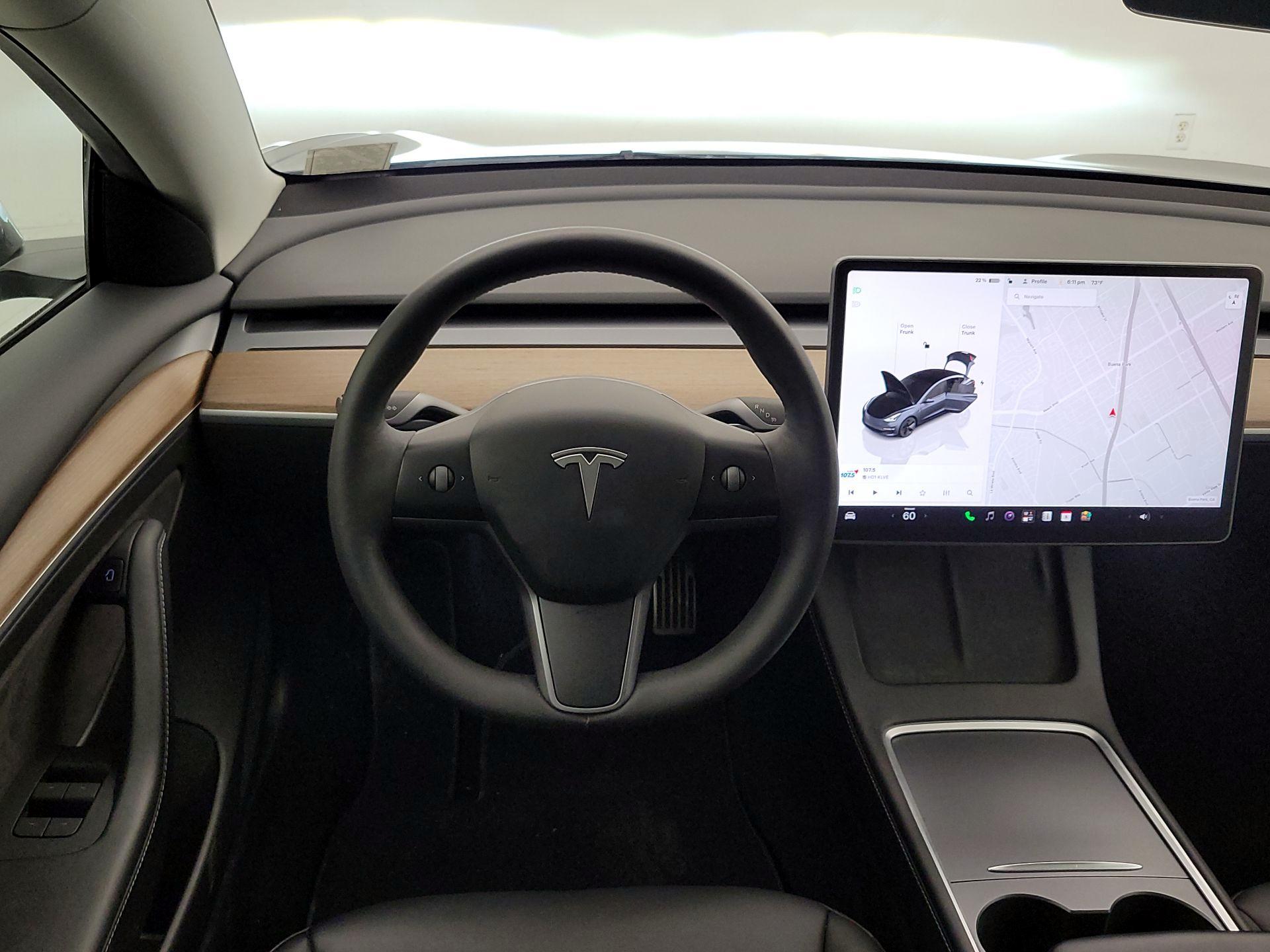 Thumbnail: 2022 Tesla Model 3 - 10