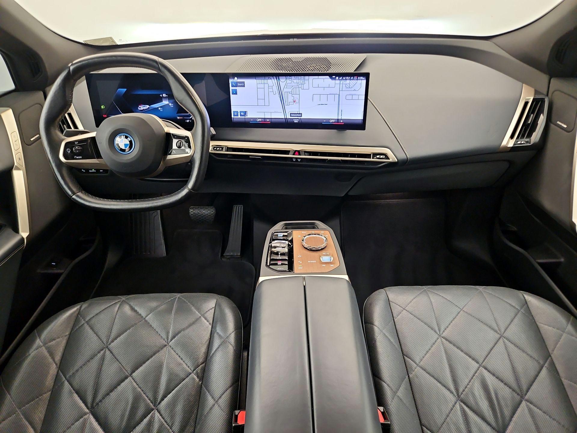 Thumbnail: 2022 BMW iX - 9
