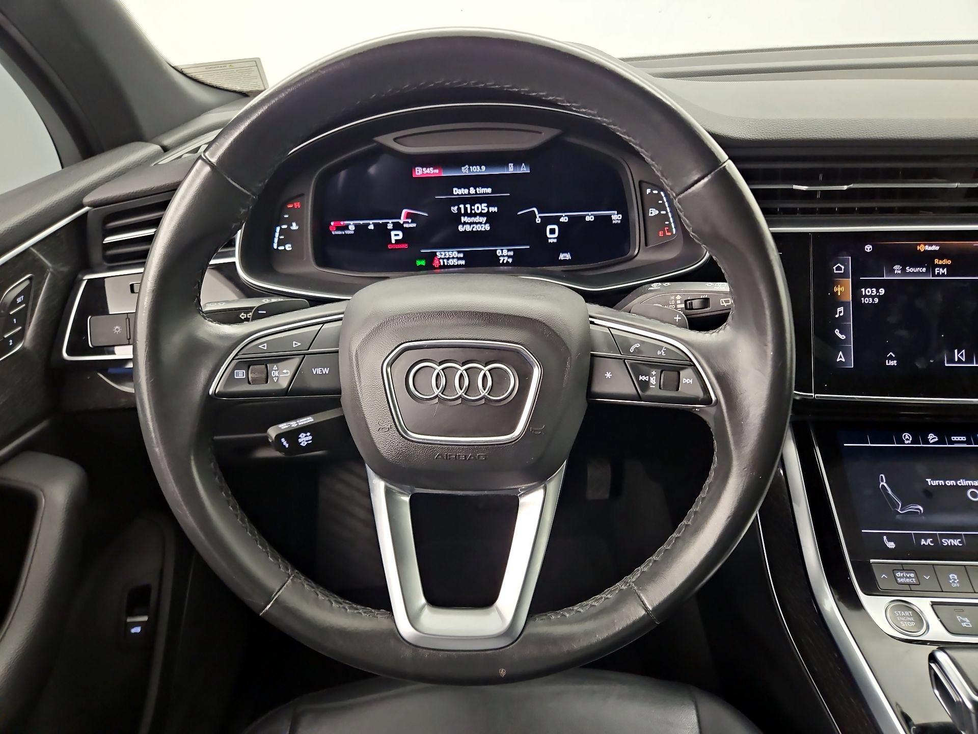 Thumbnail: 2021 Audi Q7 - 10