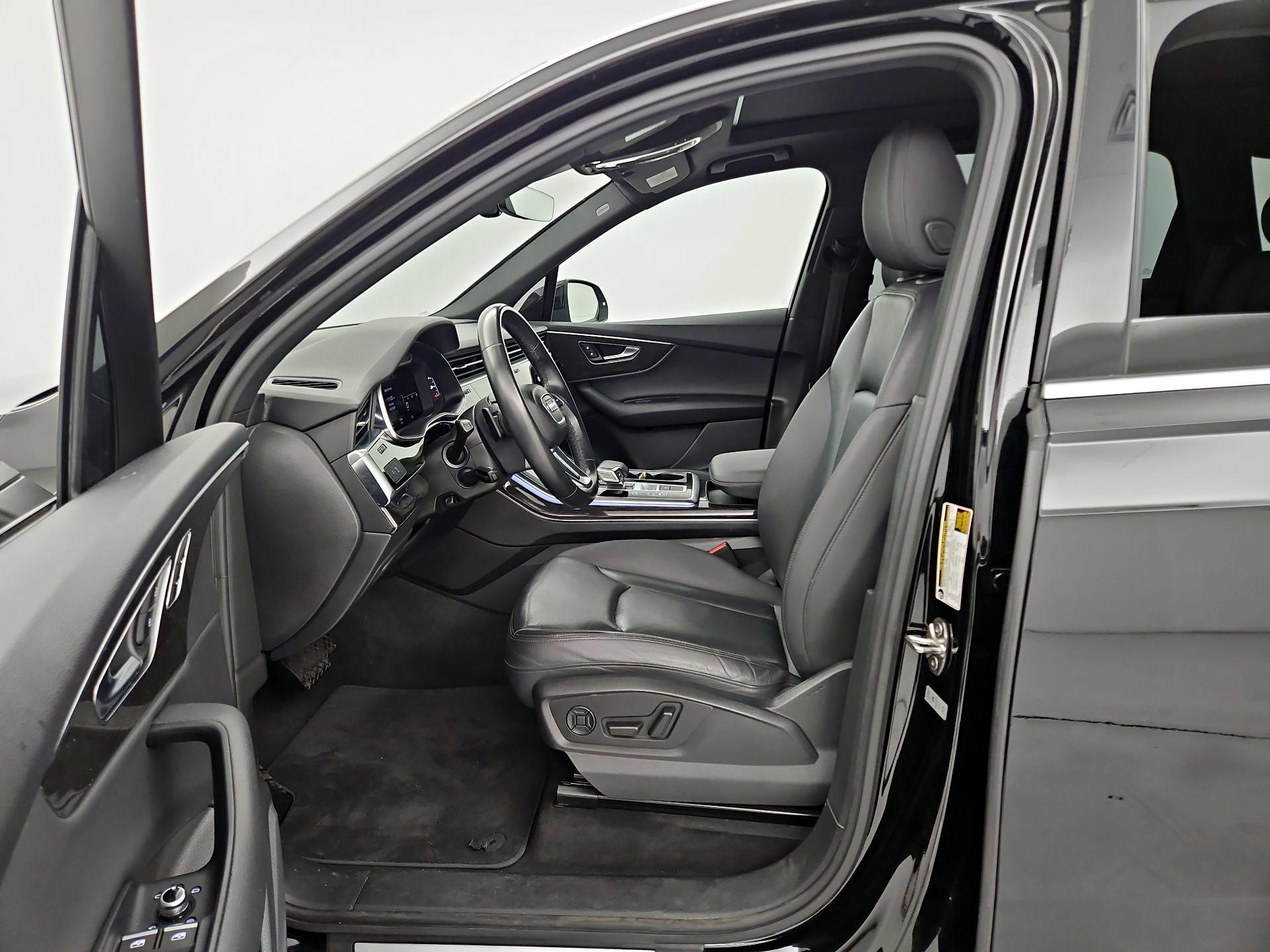 Thumbnail: 2021 Audi Q7 - 11