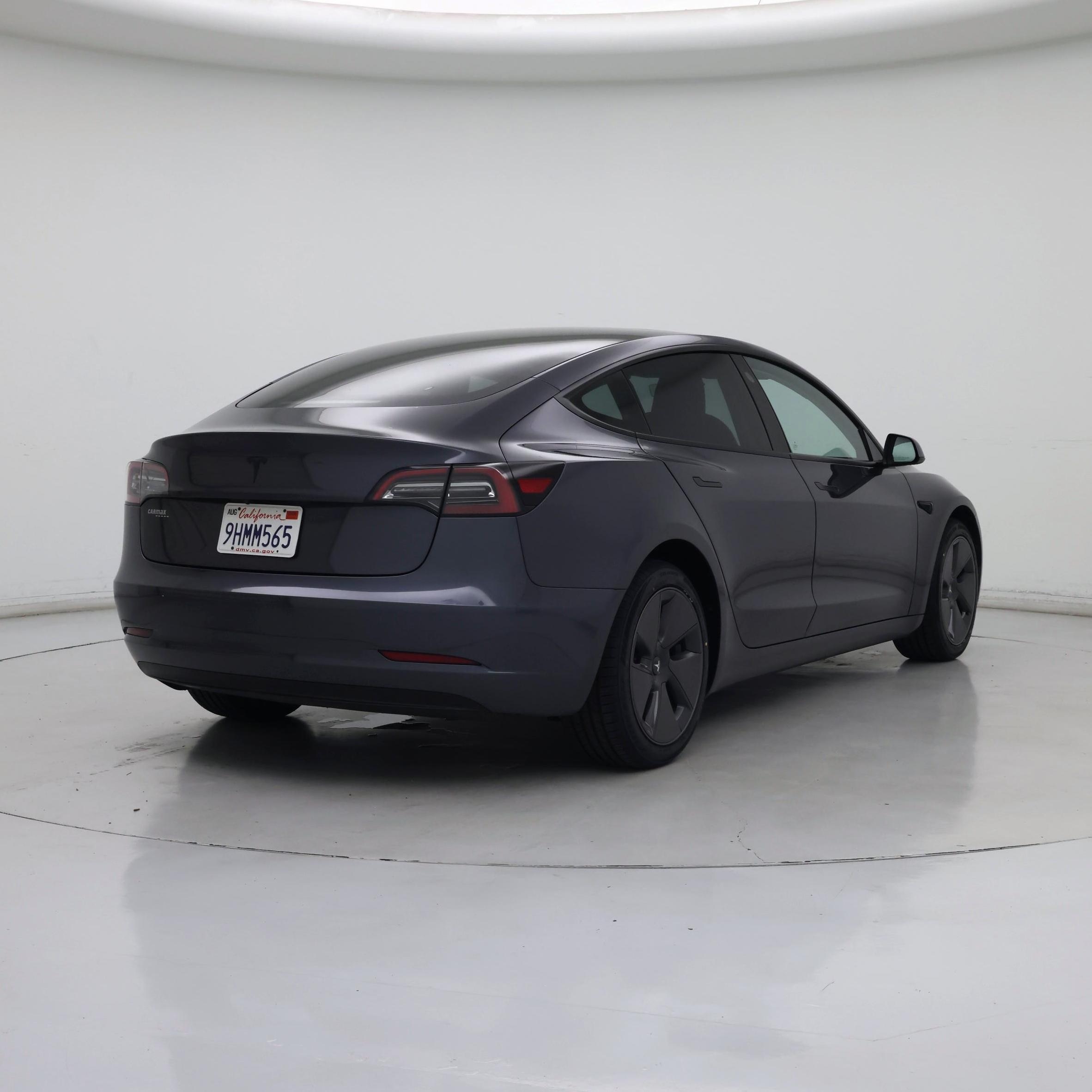 Thumbnail: 2023 Tesla Model 3 - 8