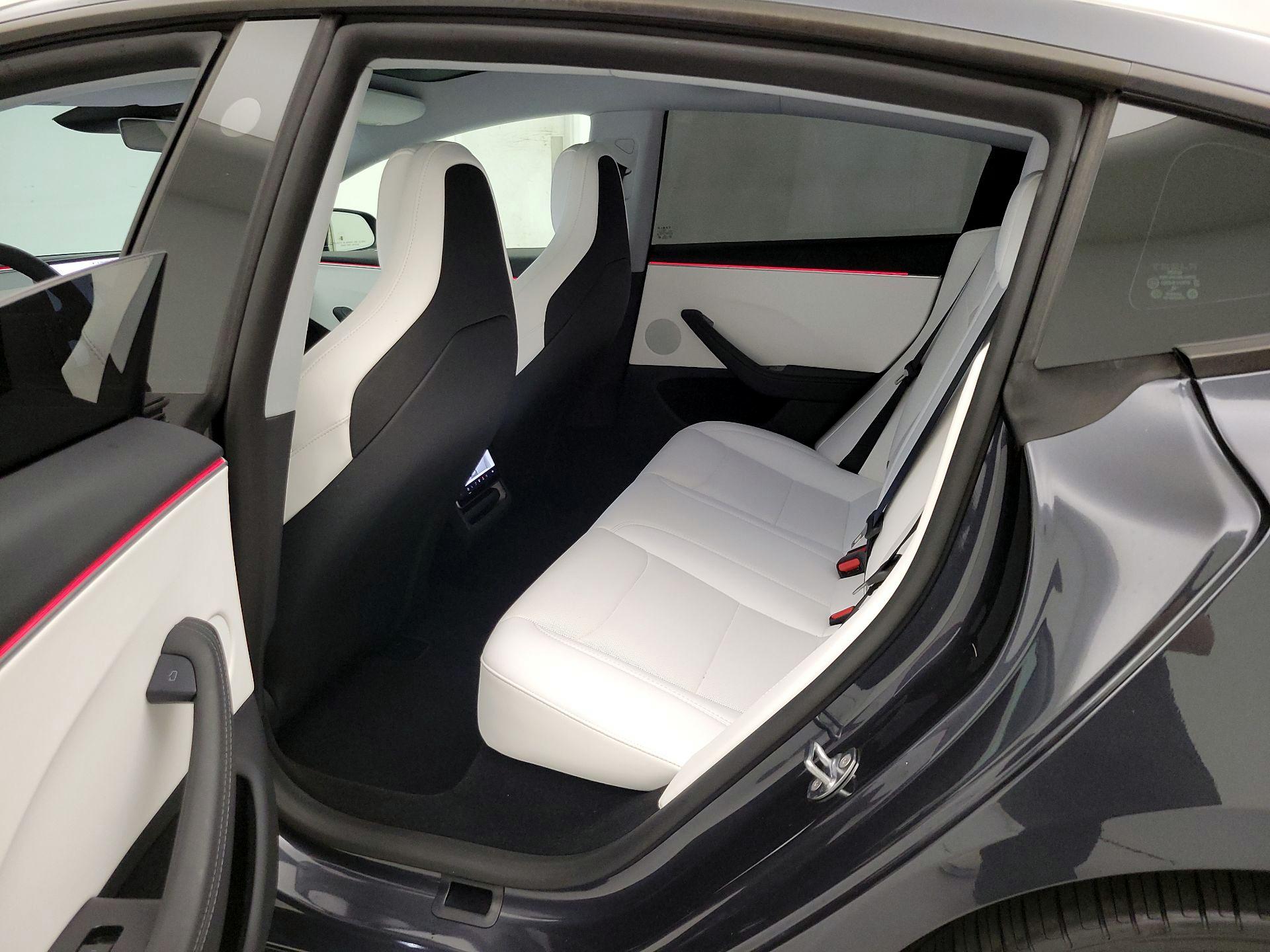 Thumbnail: 2025 Tesla Model 3 - 18