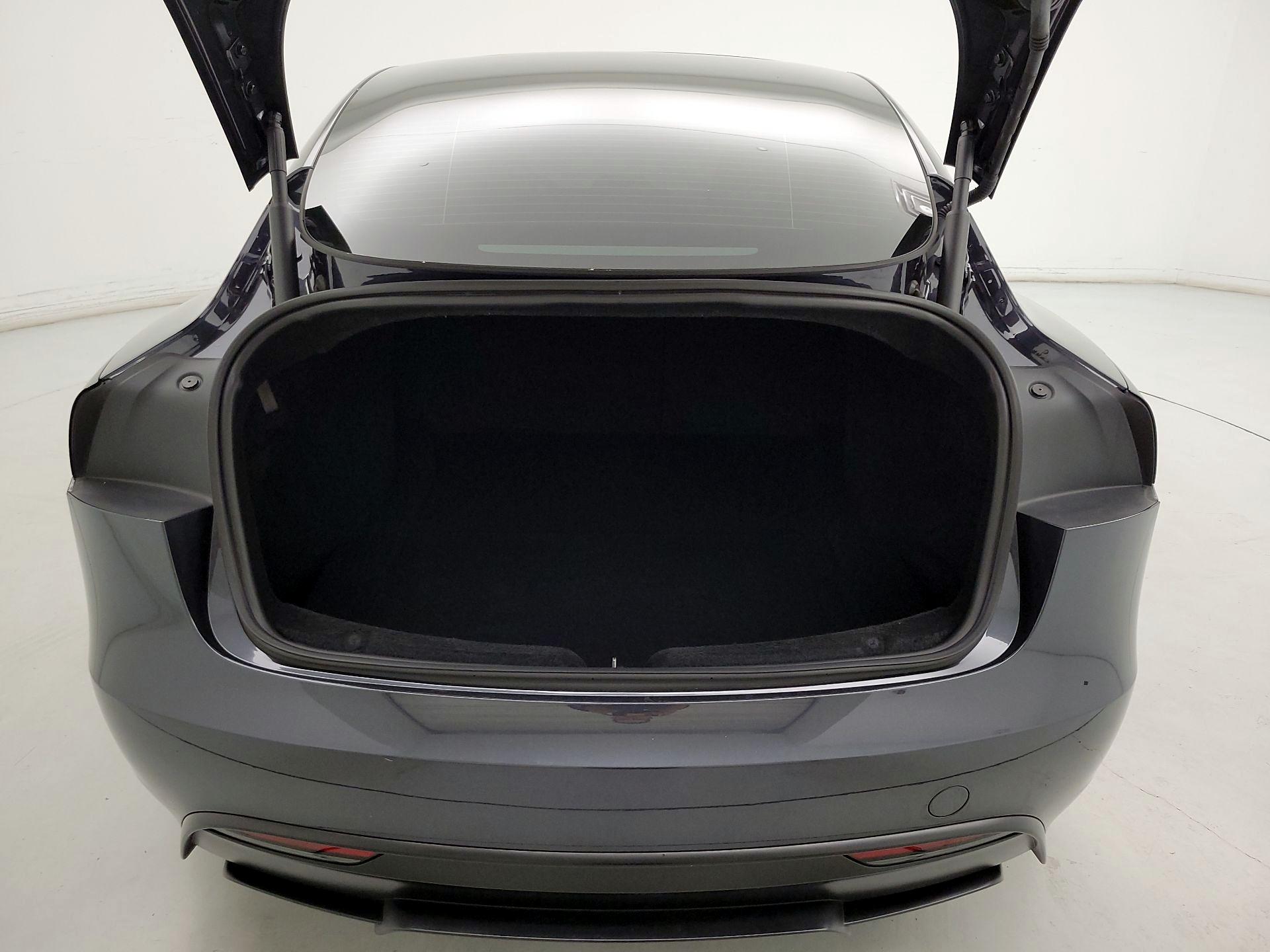 Thumbnail: 2025 Tesla Model 3 - 19