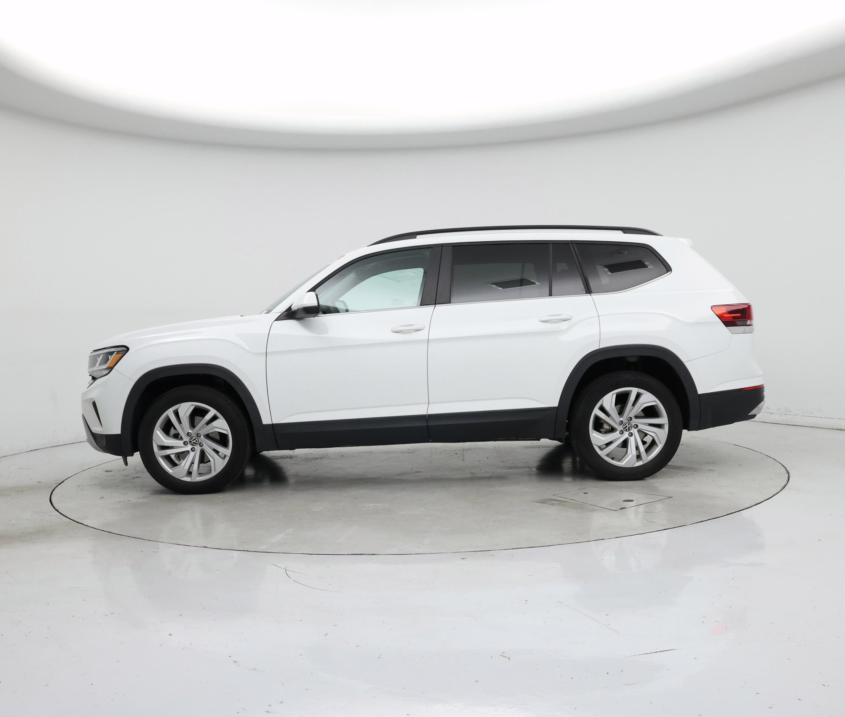 Thumbnail: 2022 Volkswagen Atlas - 3