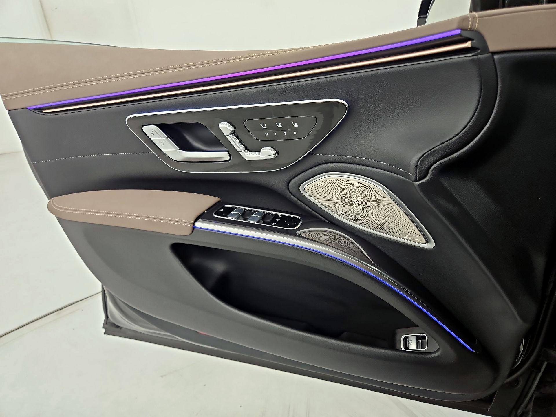 Thumbnail: 2023 Mercedes-Benz EQS - 12