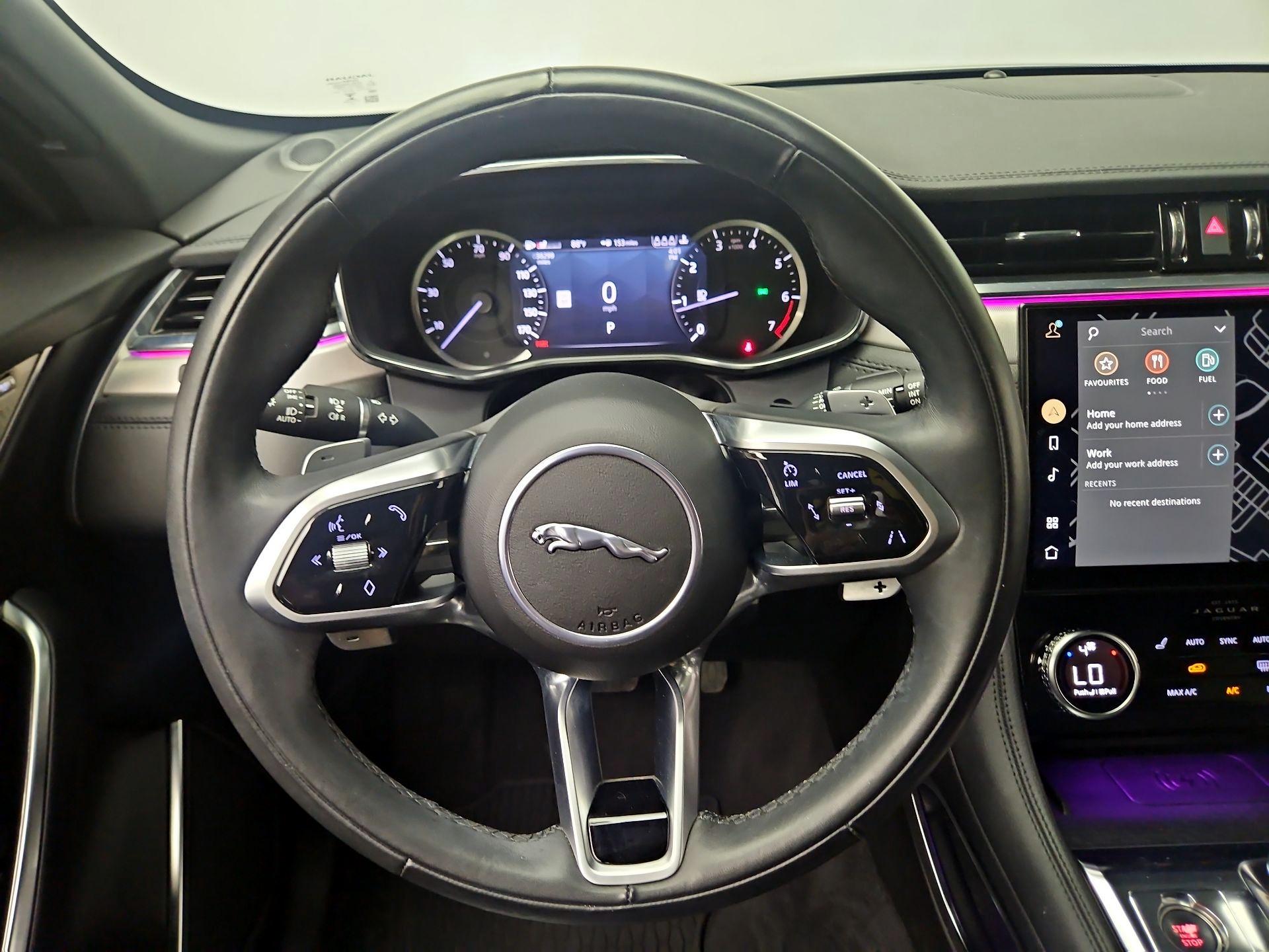 Thumbnail: 2023 Jaguar F-Pace - 10