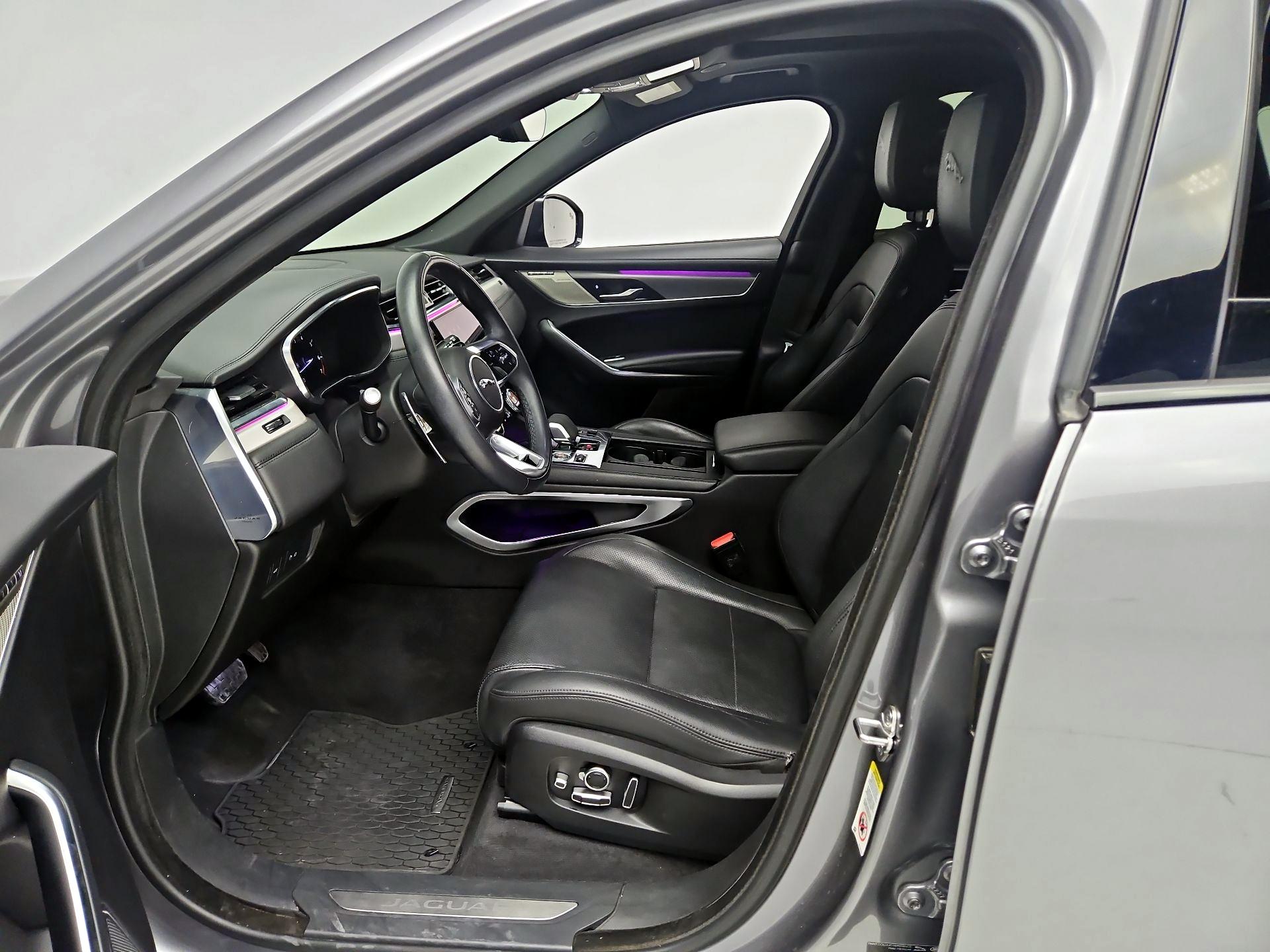 Thumbnail: 2023 Jaguar F-Pace - 11