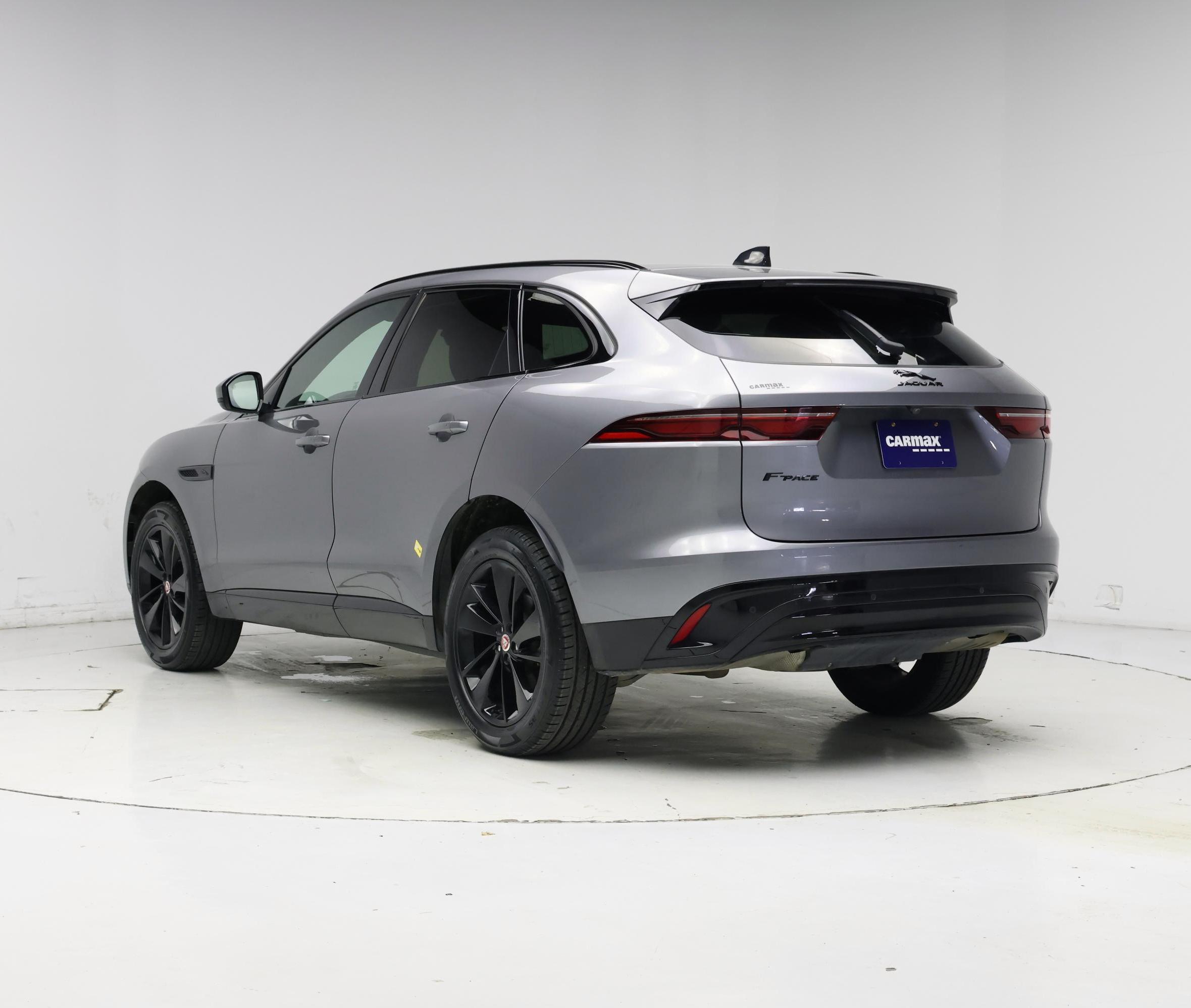 Thumbnail: 2023 Jaguar F-Pace - 2