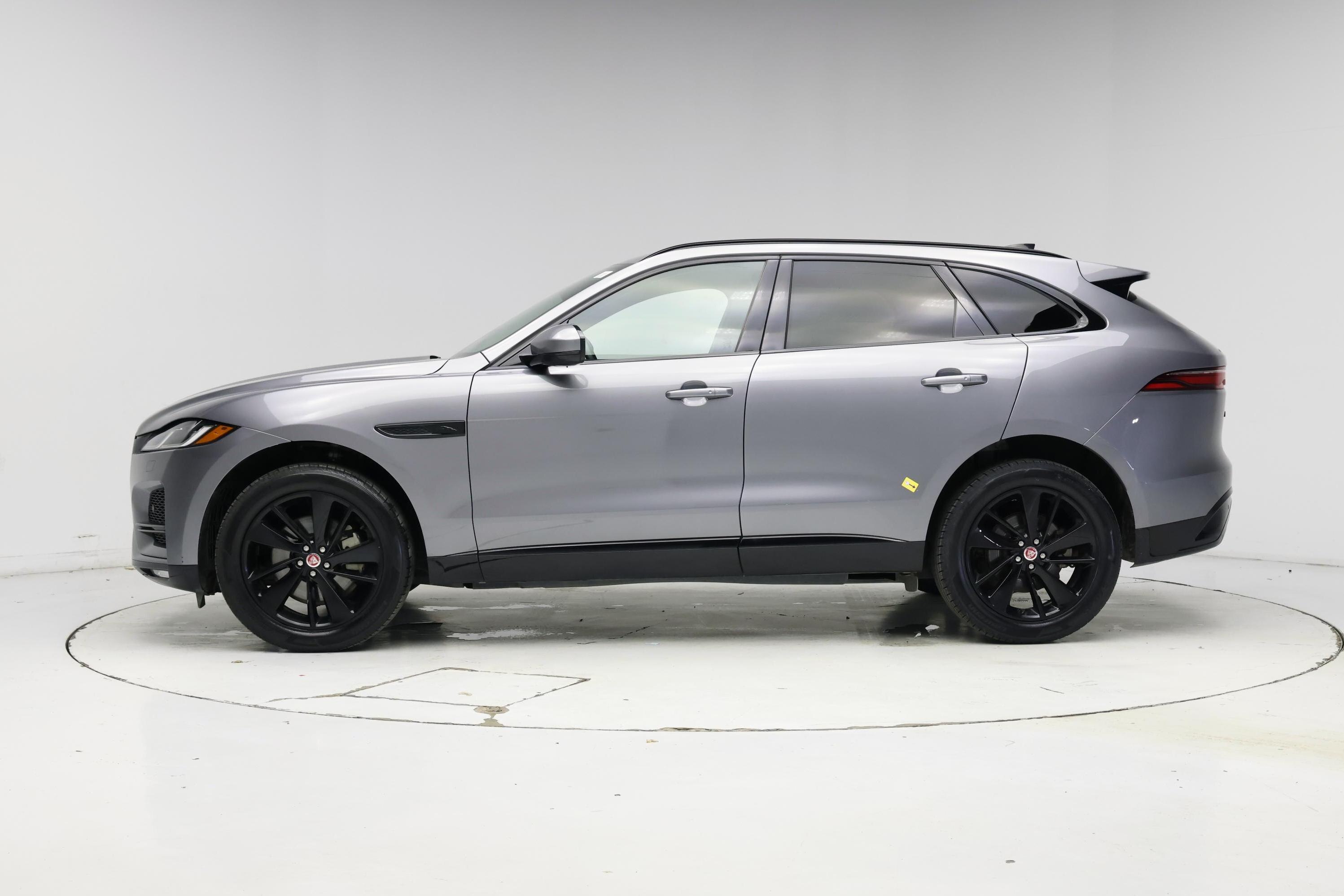 Thumbnail: 2023 Jaguar F-Pace - 3