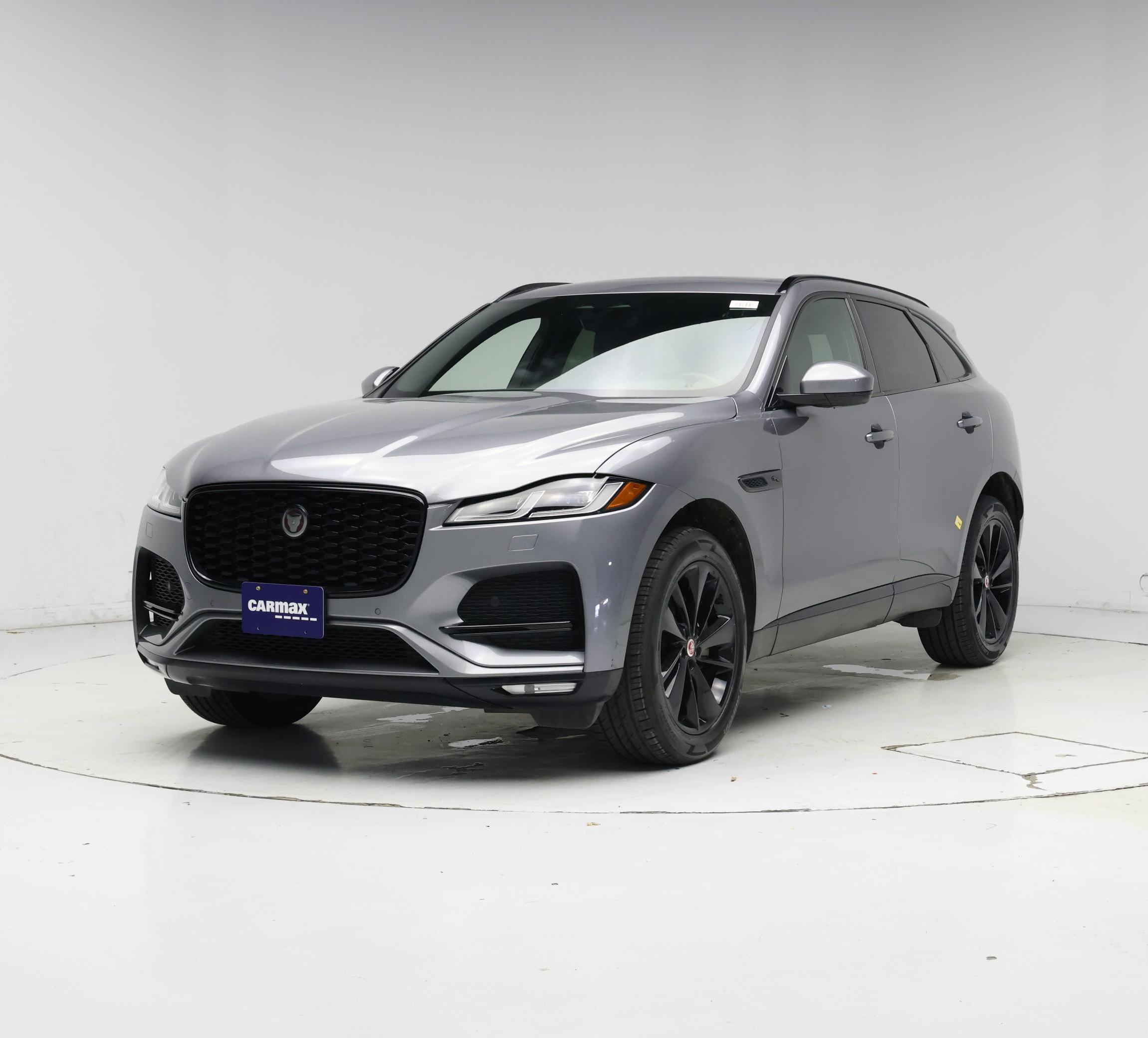 Thumbnail: 2023 Jaguar F-Pace - 4