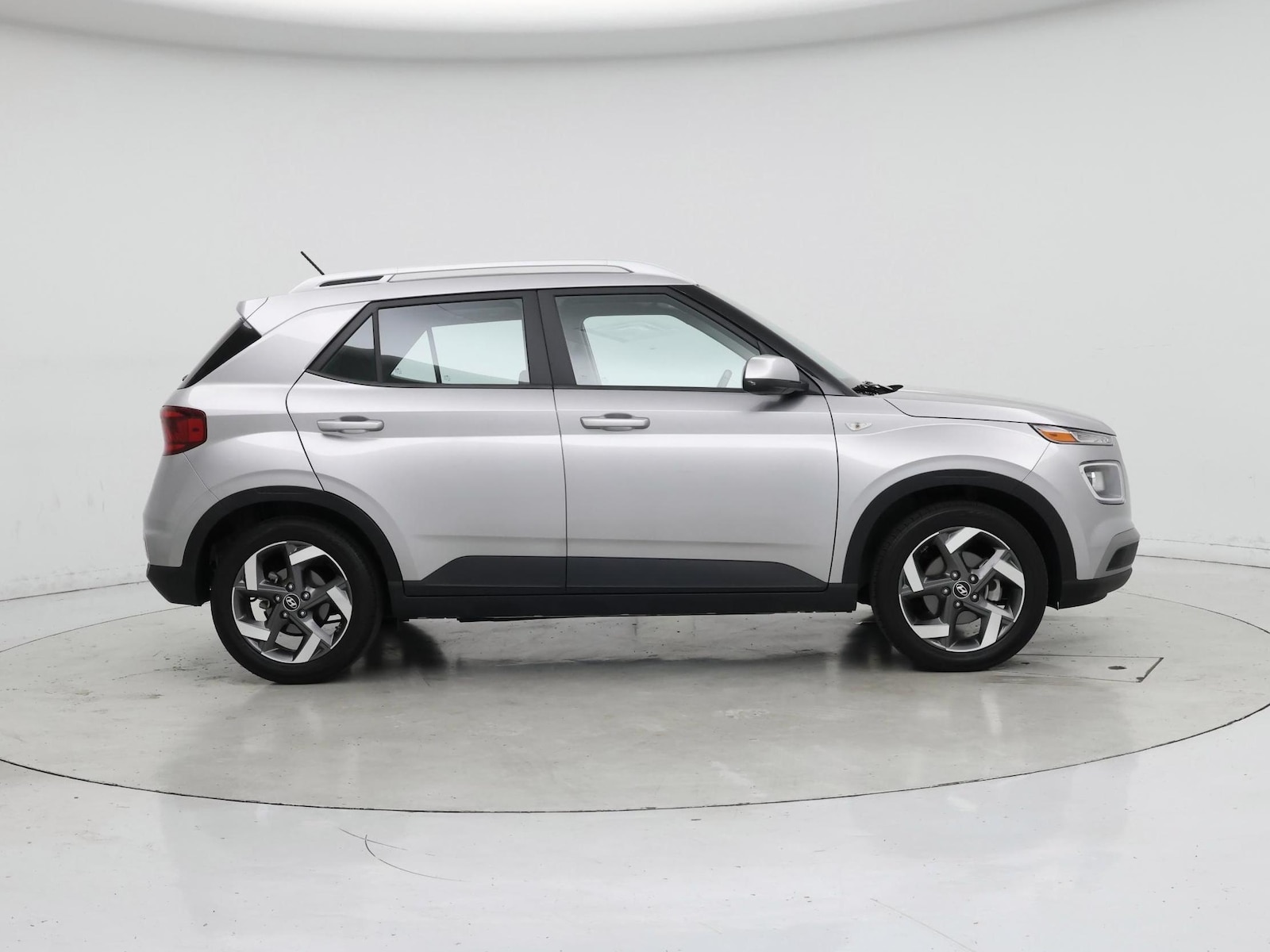 2023 Hyundai Venue SEL - Photo 8