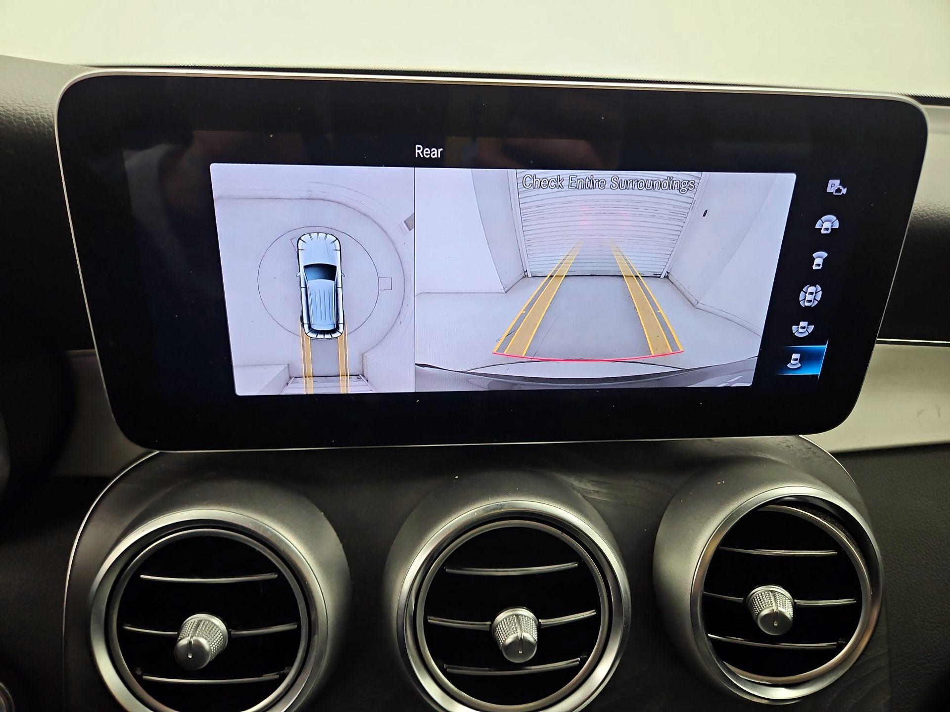 Thumbnail: 2022 Mercedes-Benz GLC - 14