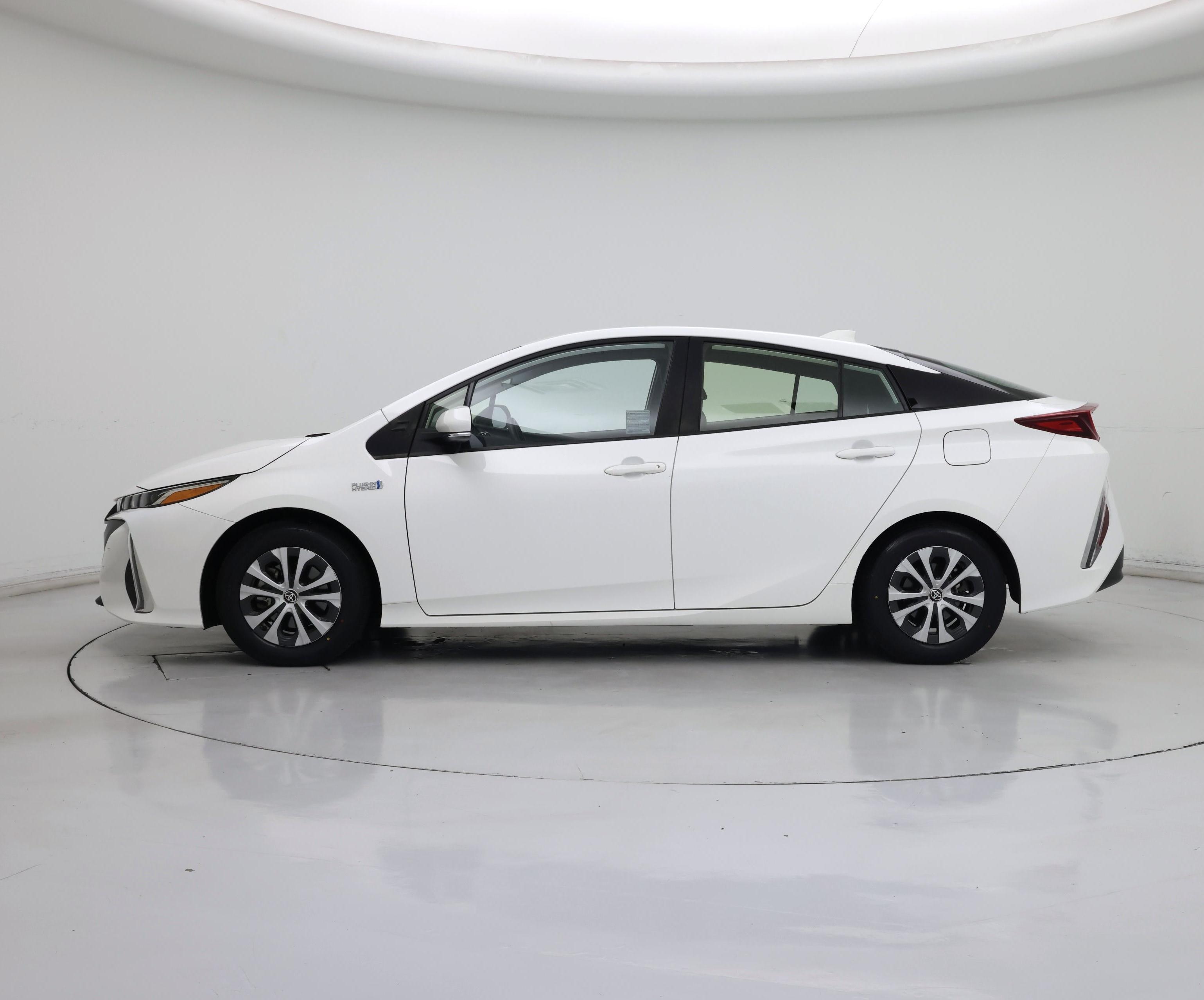 Thumbnail: 2021 Toyota Prius Prime - 3