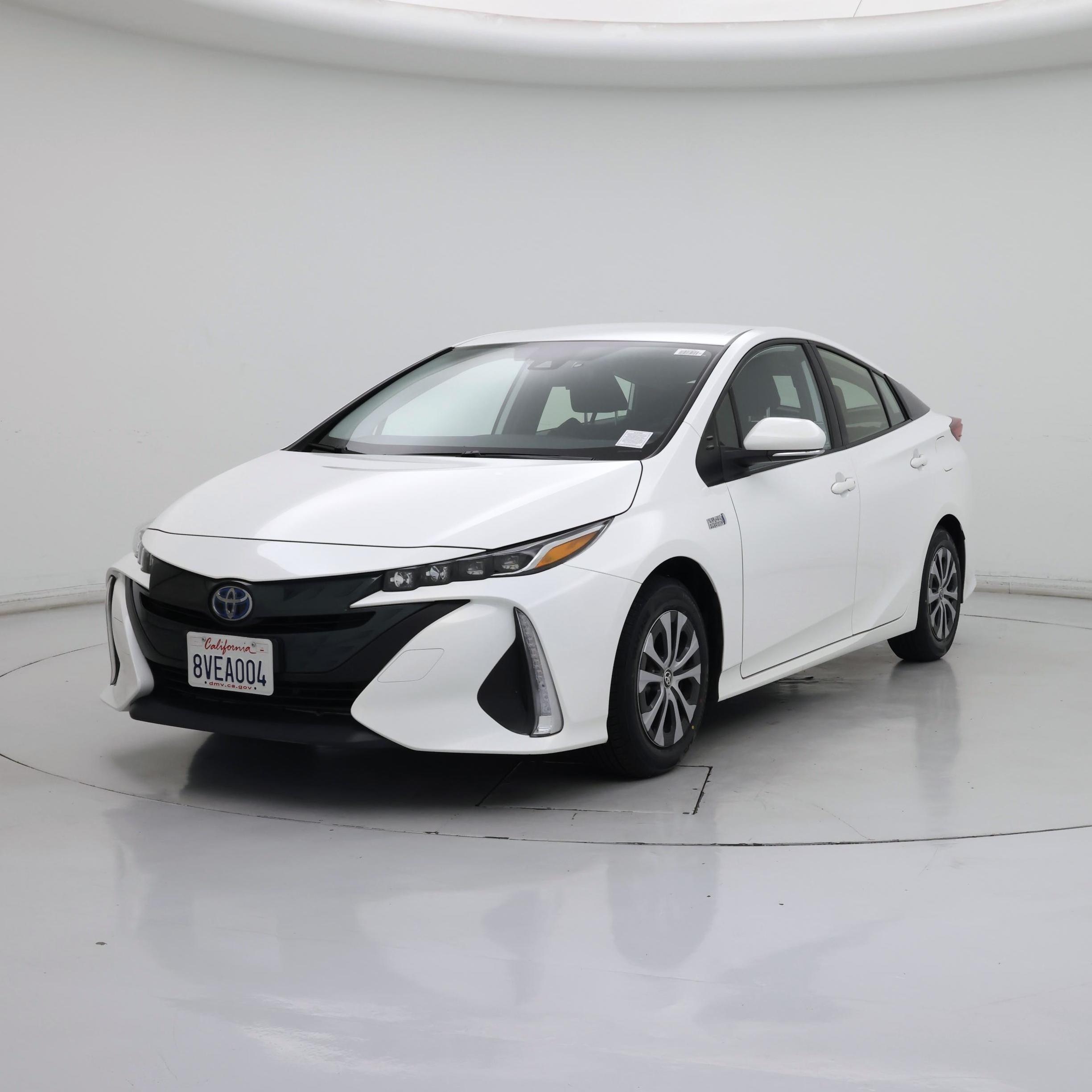 Thumbnail: 2021 Toyota Prius Prime - 4