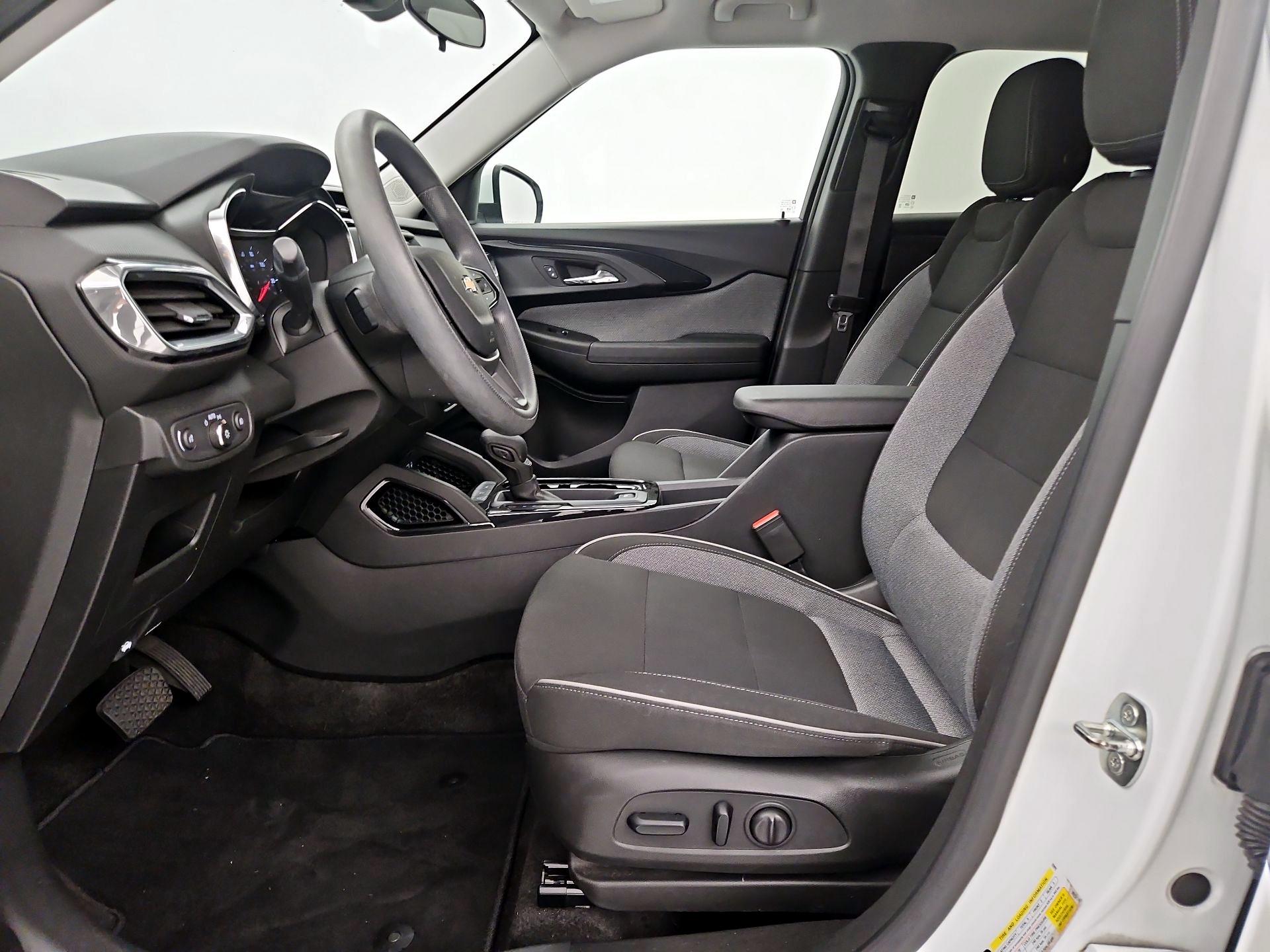 Thumbnail: 2023 Chevrolet TrailBlazer - 11