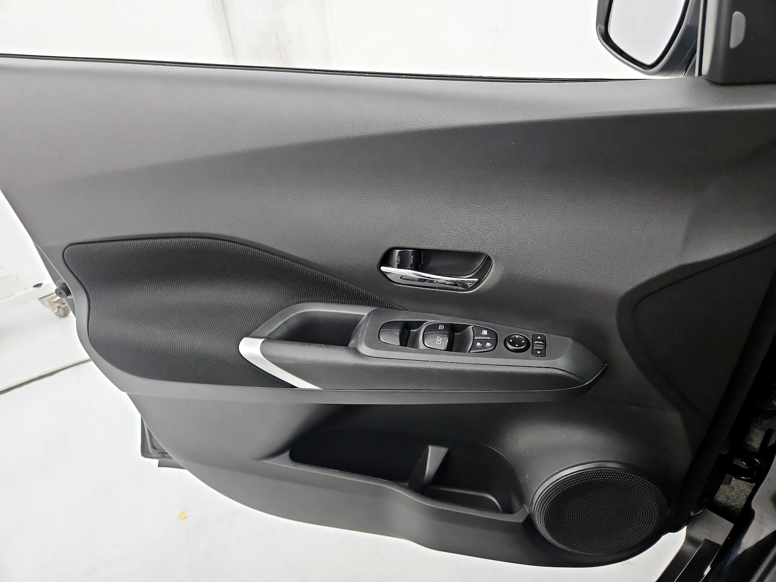 2022 Nissan Kicks SV - Photo 13