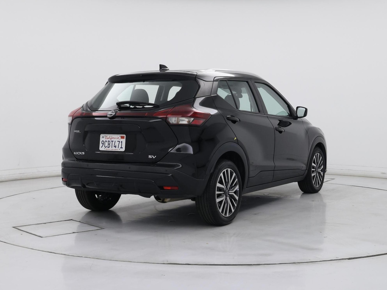 2022 Nissan Kicks SV - Photo 9