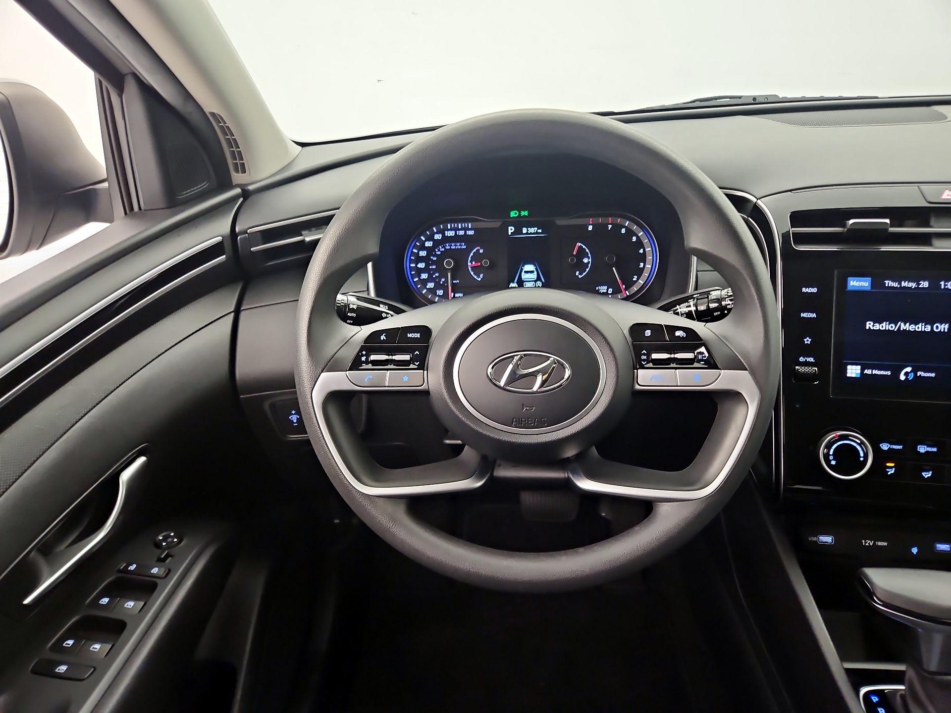 Thumbnail: 2023 Hyundai Tucson - 10