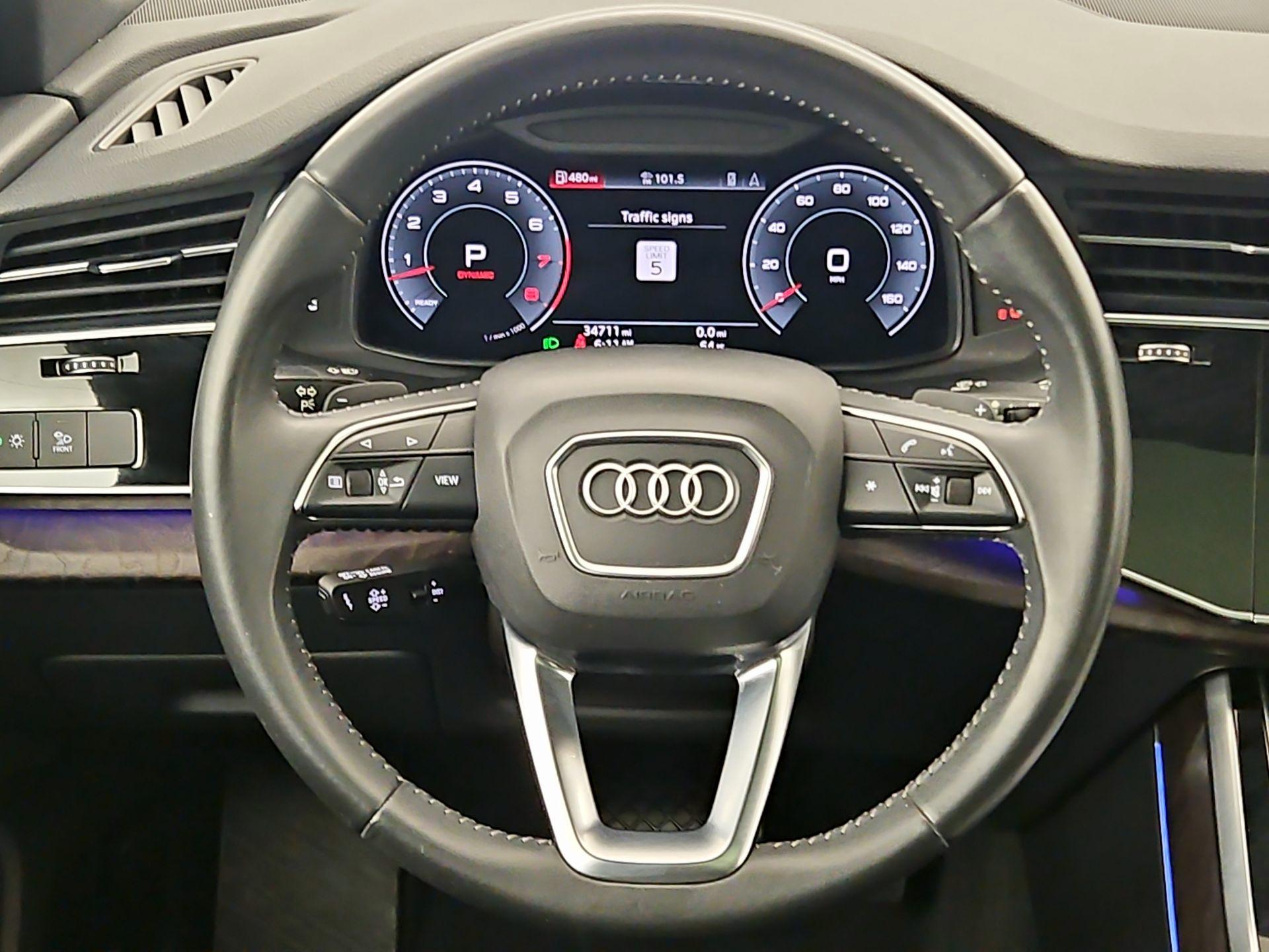 Thumbnail: 2020 Audi Q8 - 10