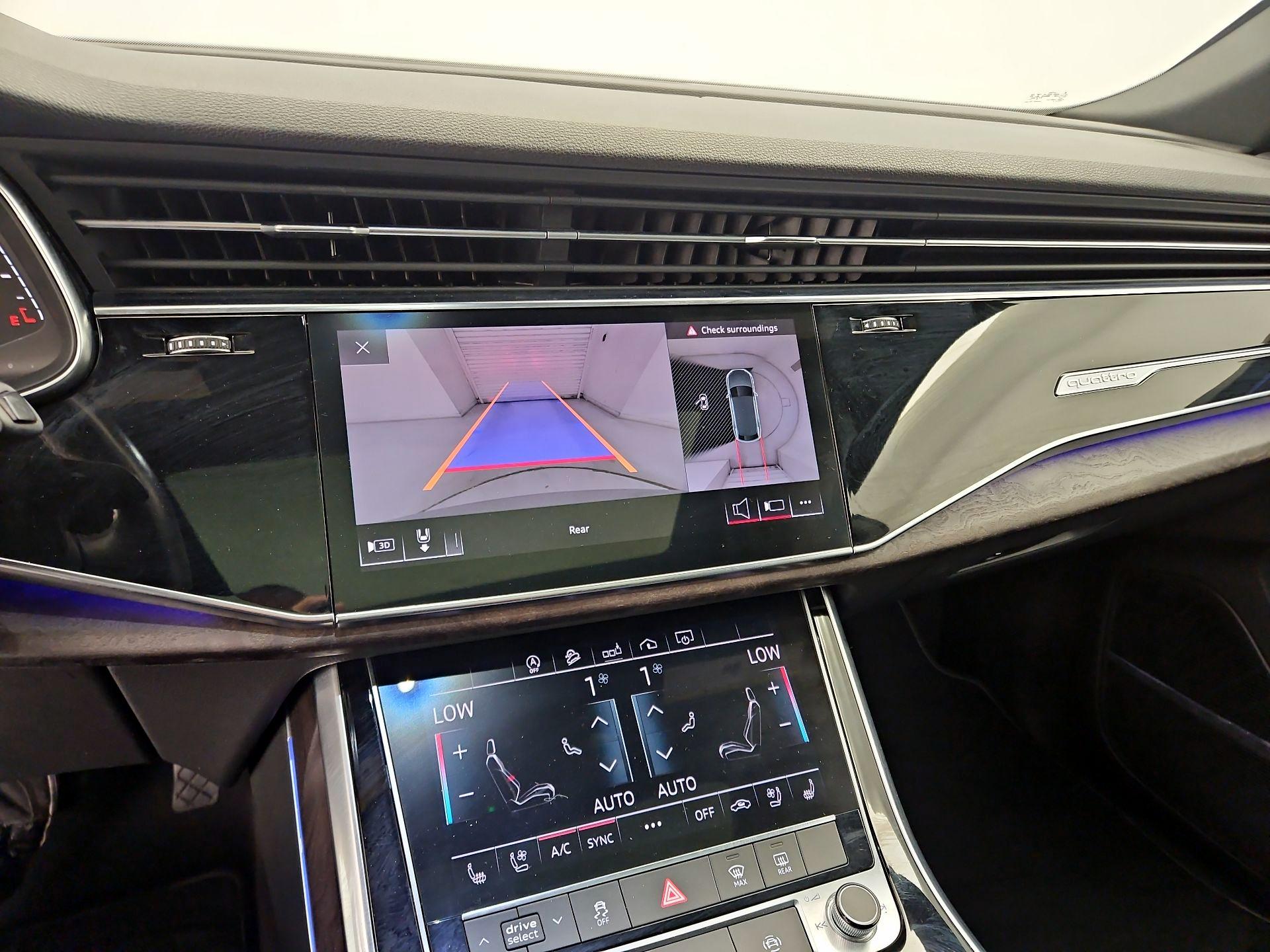Thumbnail: 2020 Audi Q8 - 15