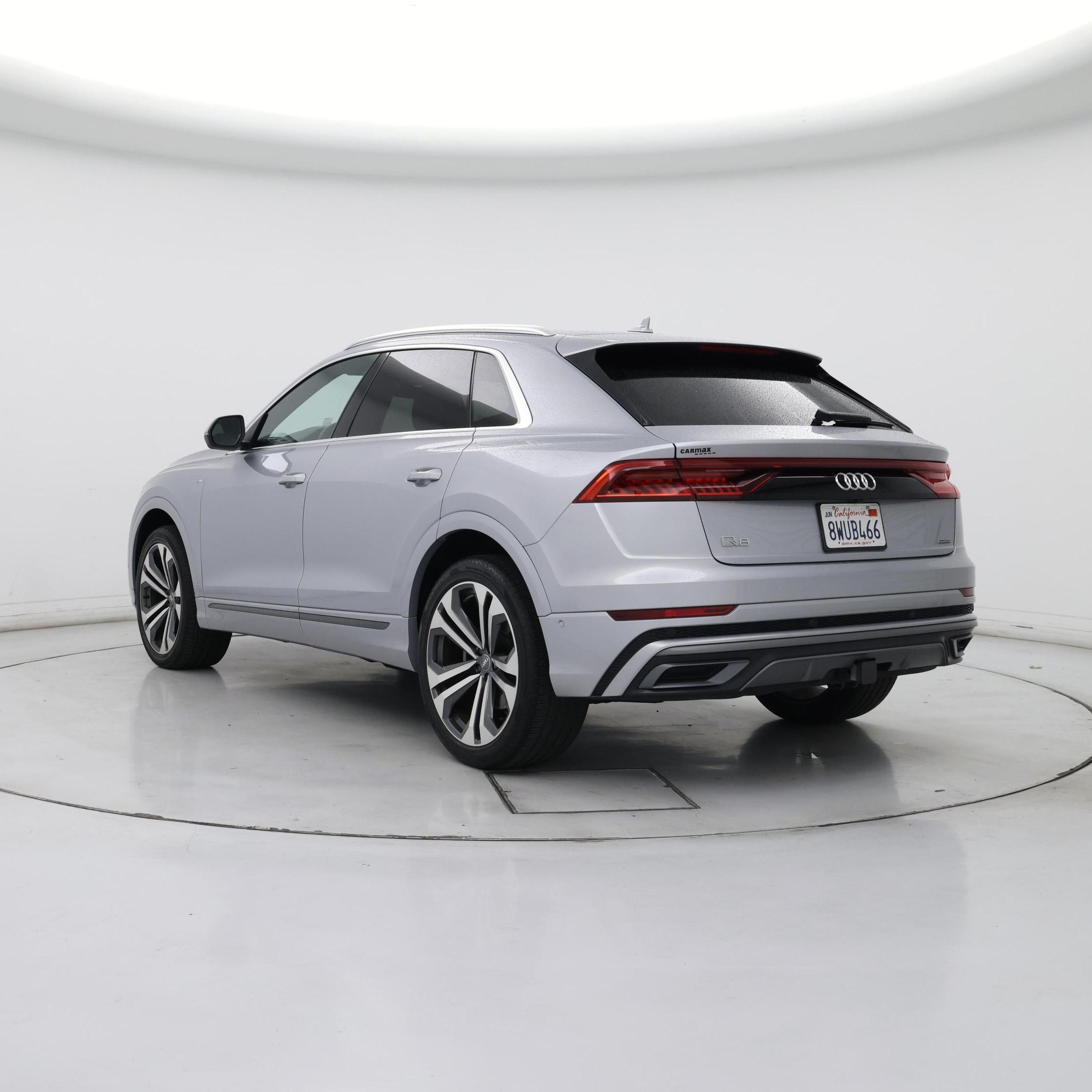 Thumbnail: 2020 Audi Q8 - 2