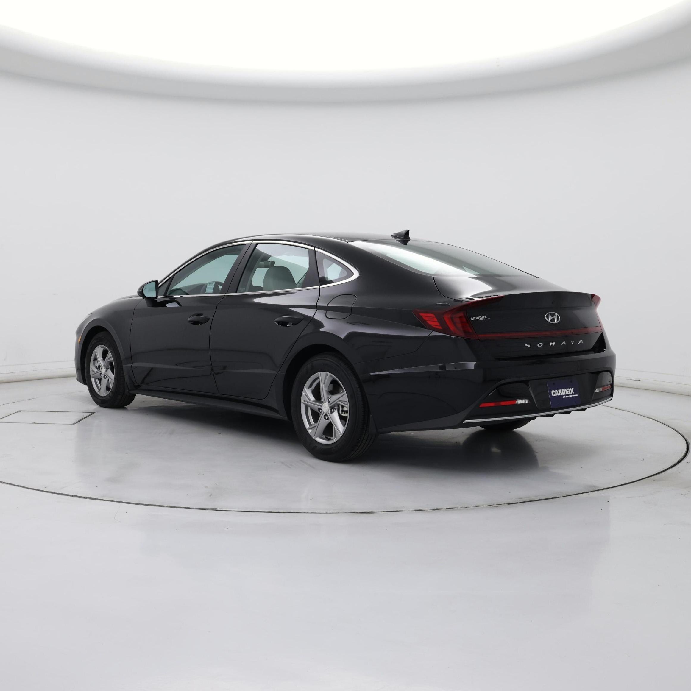 Thumbnail: 2023 Hyundai Sonata - 2