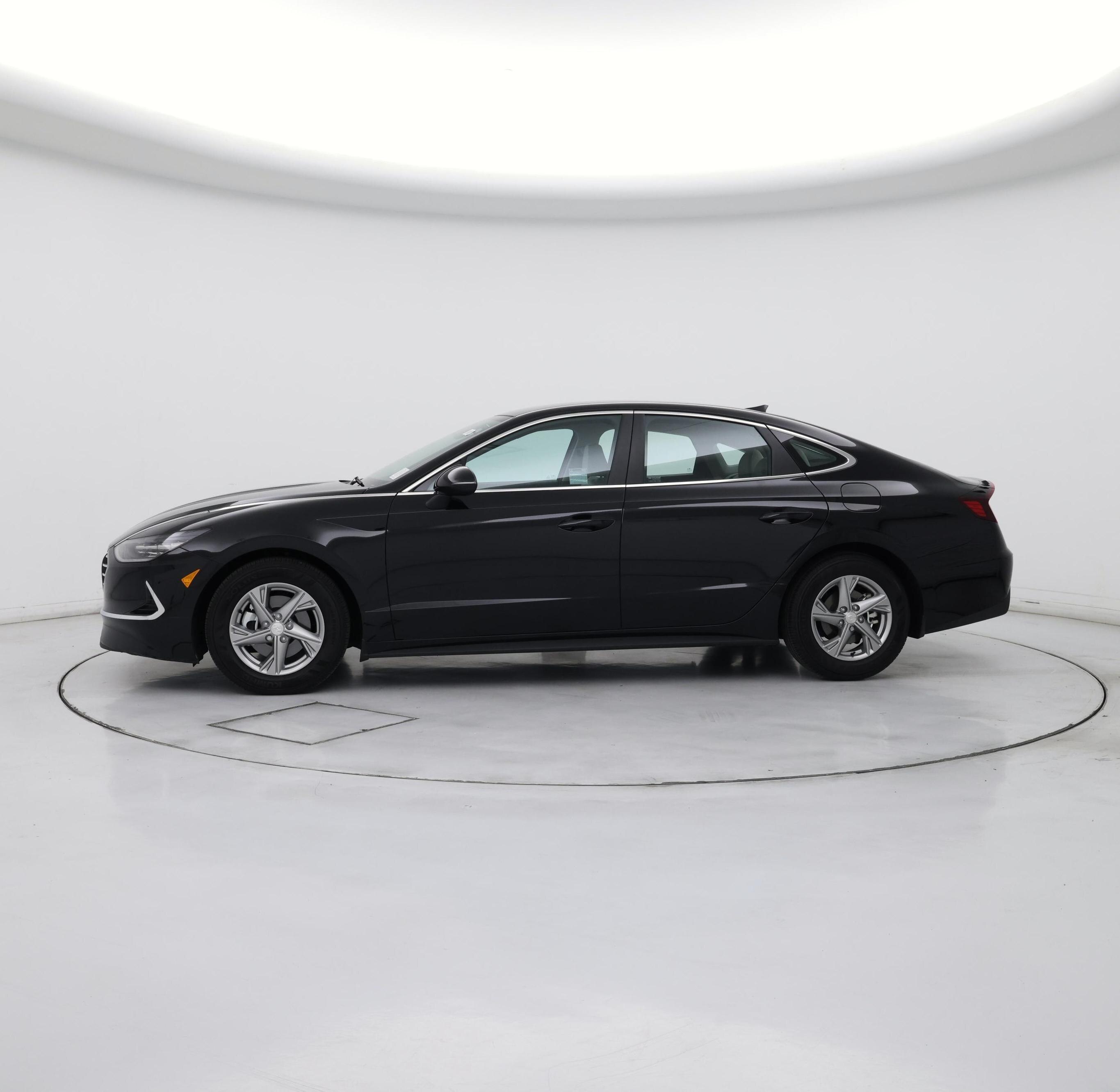 Thumbnail: 2023 Hyundai Sonata - 3