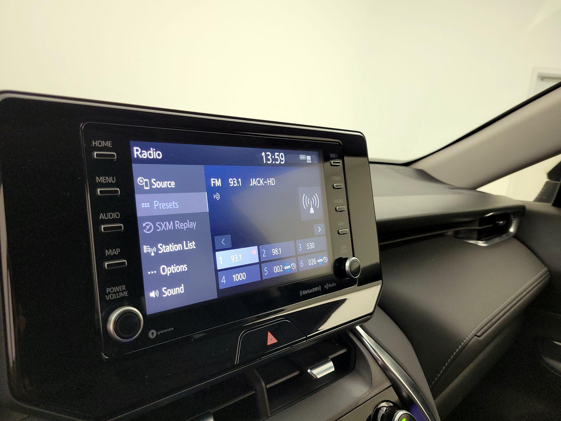 Thumbnail: 2021 Toyota Venza - 15