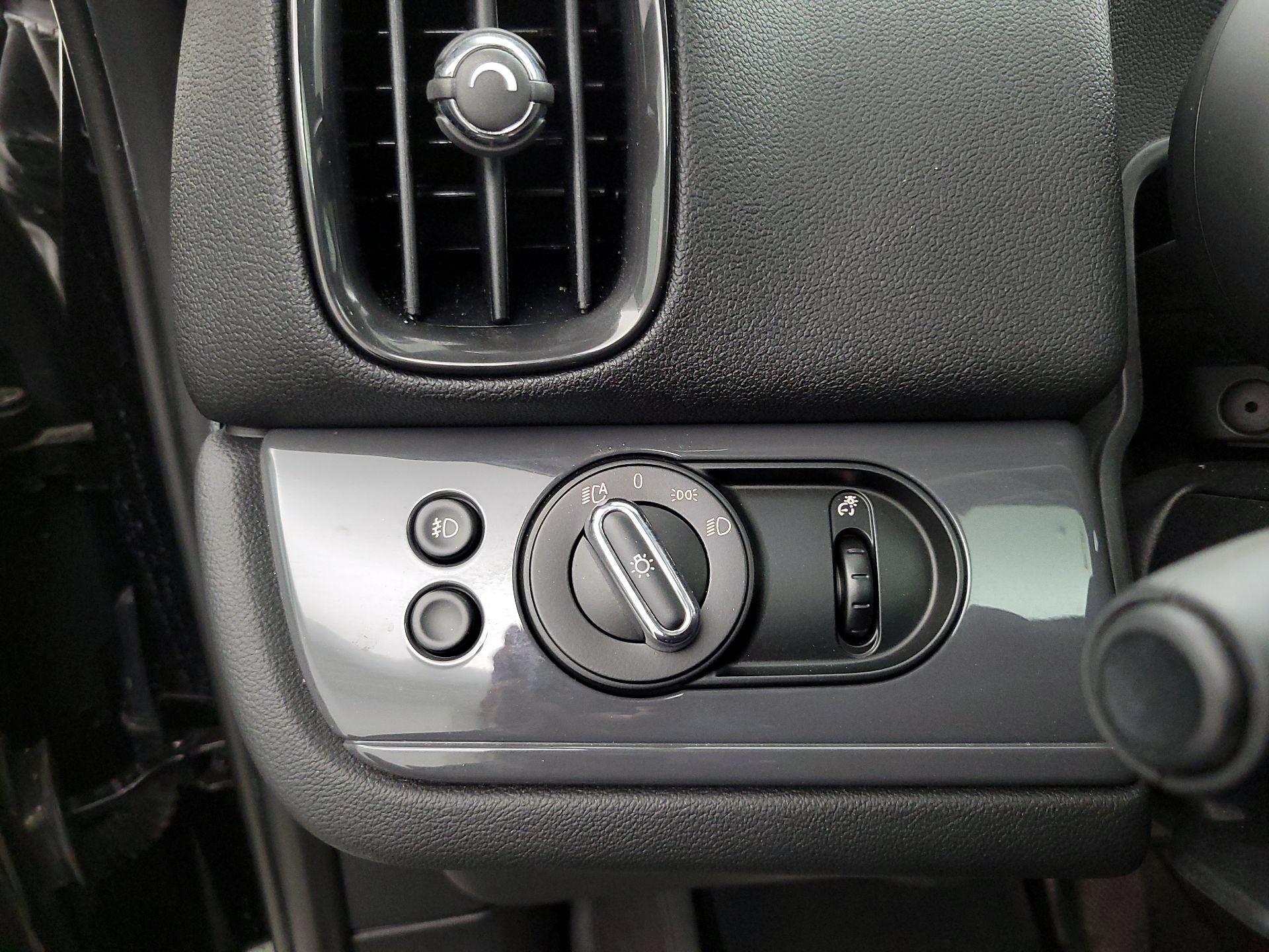 Thumbnail: 2019 MINI Cooper Countryman - 13