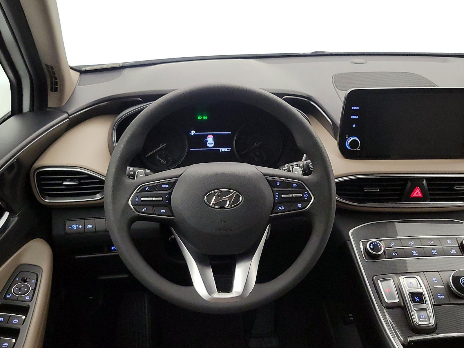 2021 Hyundai Santa Fe SE - Photo 11
