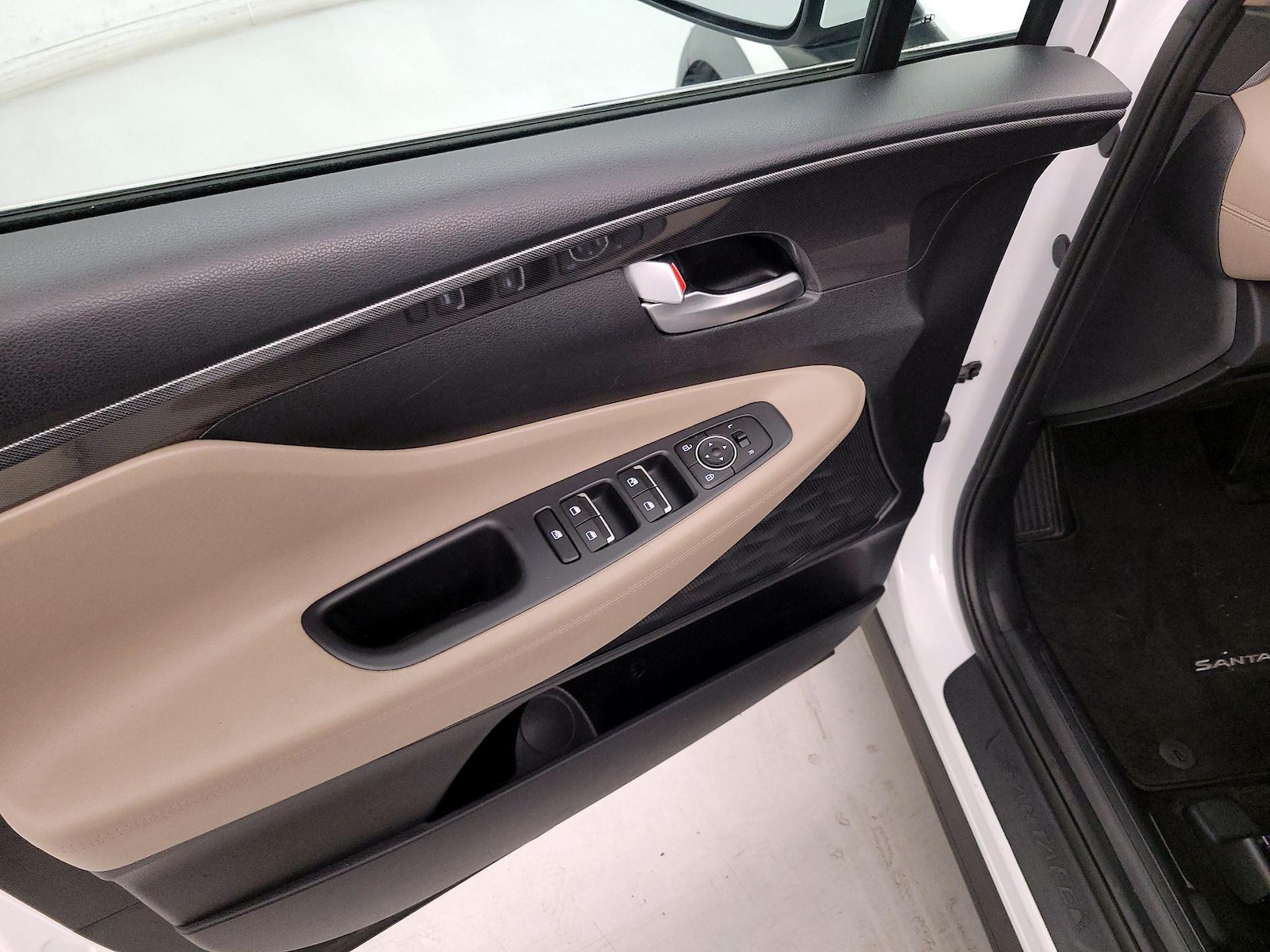 2021 Hyundai Santa Fe SE - Photo 13