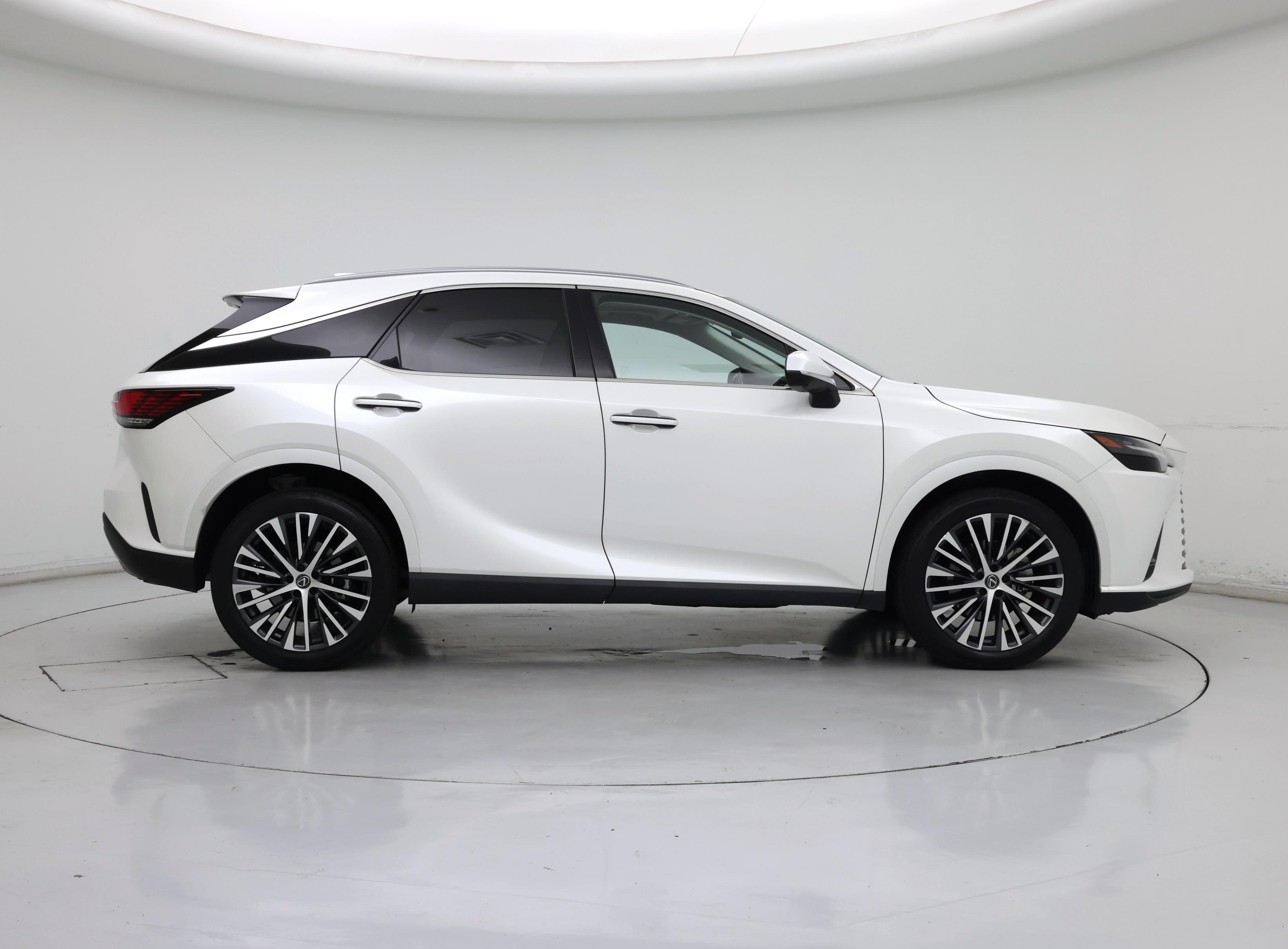 Thumbnail: 2024 Lexus RX - 7